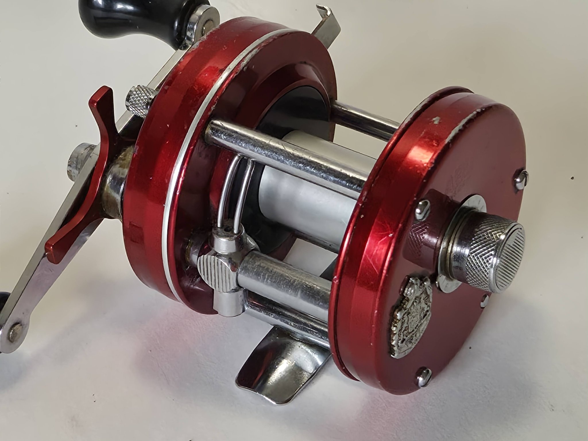 ambassadeur 500 fishing reel serial number 584239 Abu Garcia S Conventional Reel, Size 5500 (1292732), 1 Stainless Steel Ball Bearings + 1 Roller Bearing, Synthetic Star Drag, Max of 11lb I'm having a hard time