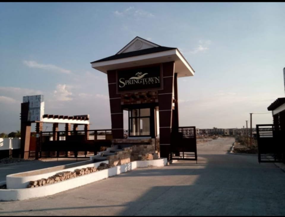 Springtown Market Place & Innovatively | Facebook