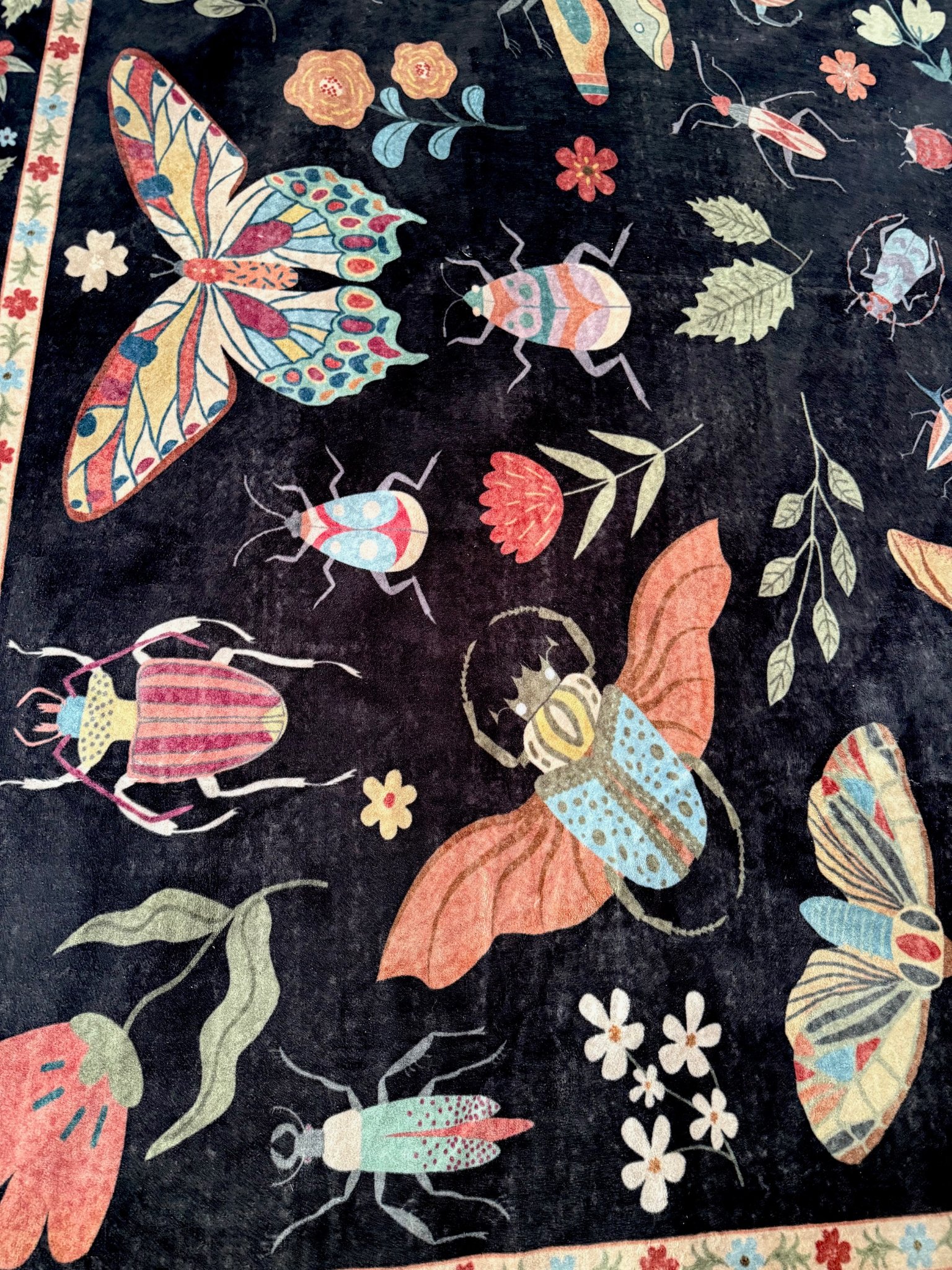 NEW! Beautiful Insect Area Rug - Washable - Non Slip - 8'x10' - Area ...