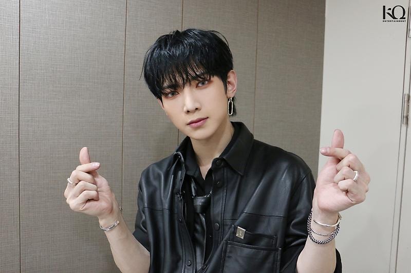 210207 naver update #강여상... - ATEEZ 에이티즈 : Kang Yeosang 강여상 | Facebook
