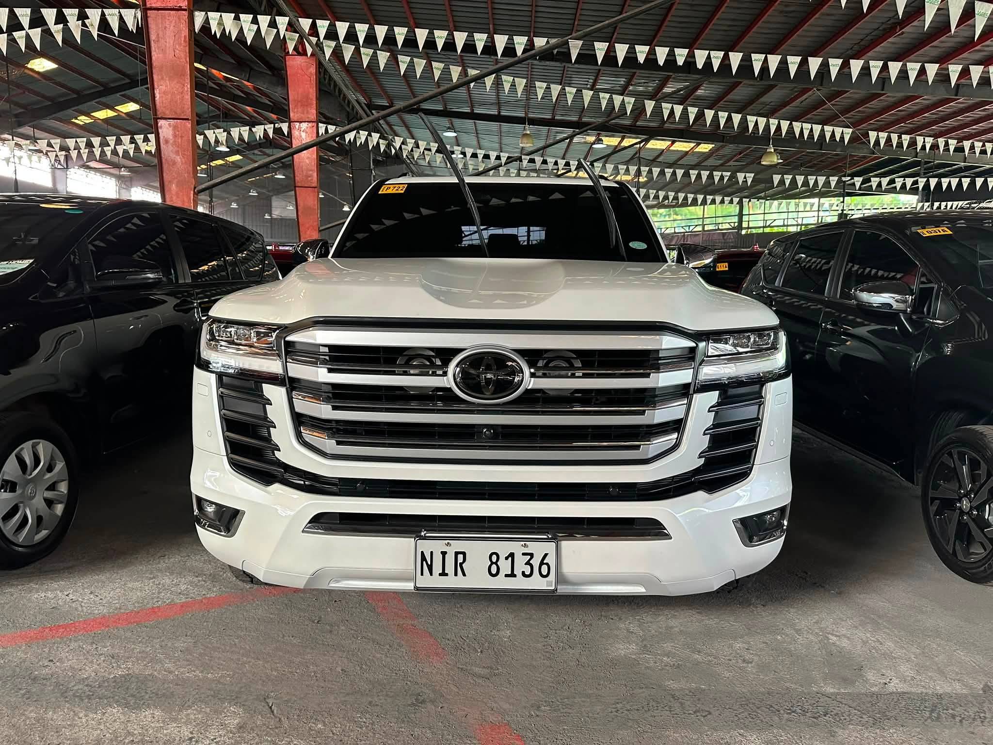 Toyota Land Cruiser 3.3 300 ZX 4WD 2025 full spec