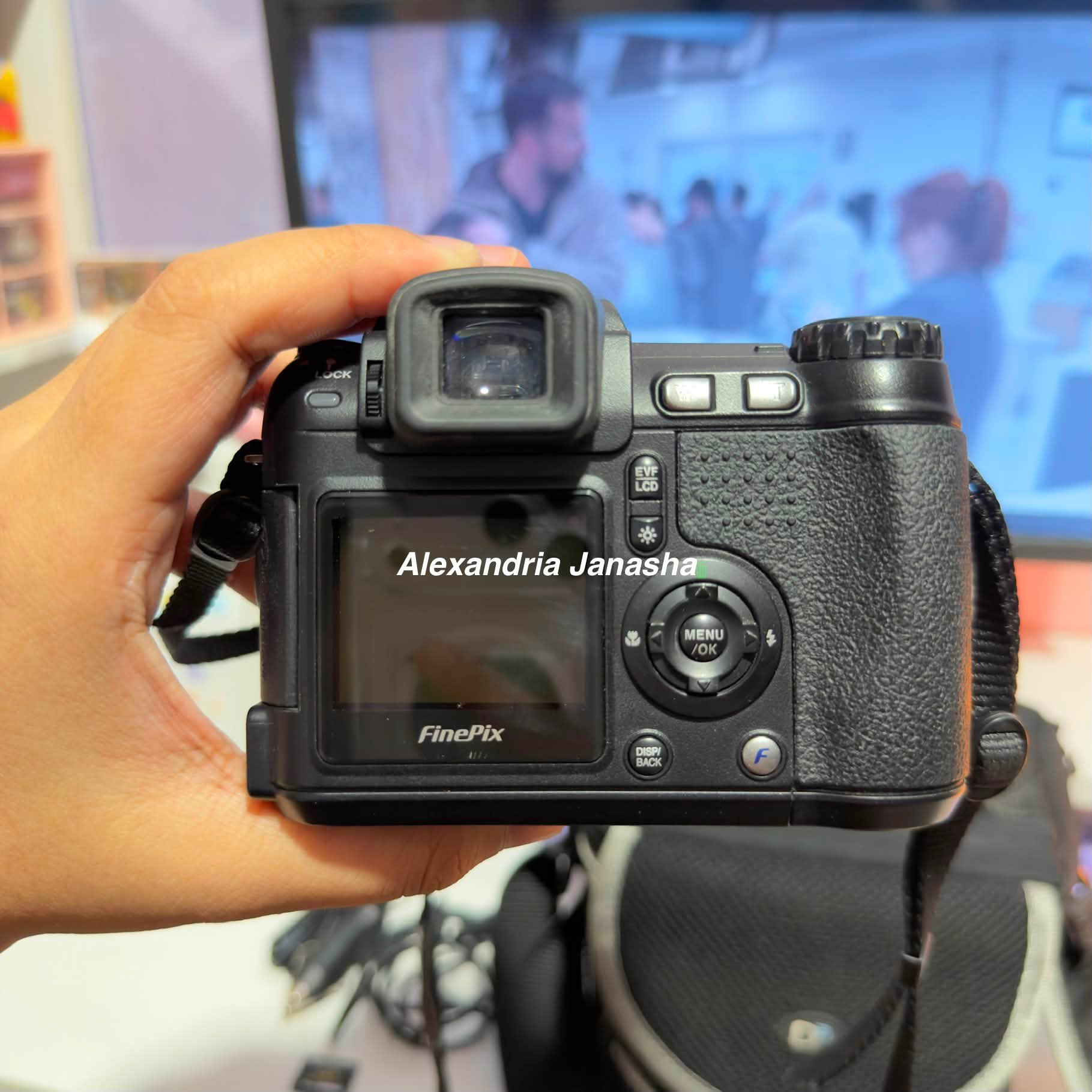 FUJIFILM FINEPIX J10 ? SOLD‼️ SOLD‼️ specs: - 8.2 megapixels 