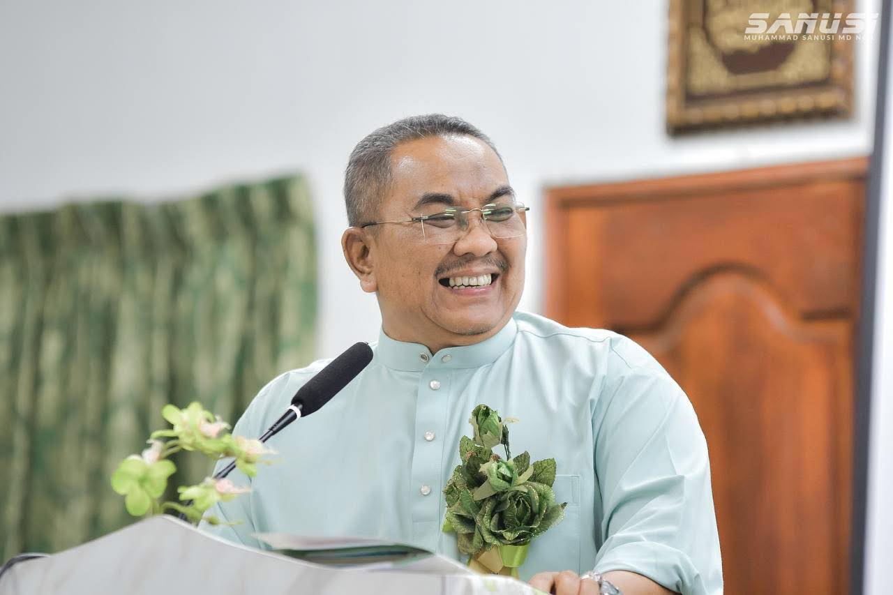 Zaki - Tahniah Muhammad Sanusi Md Nor YAB Dato’ Seri Sanusi Md Nor MB