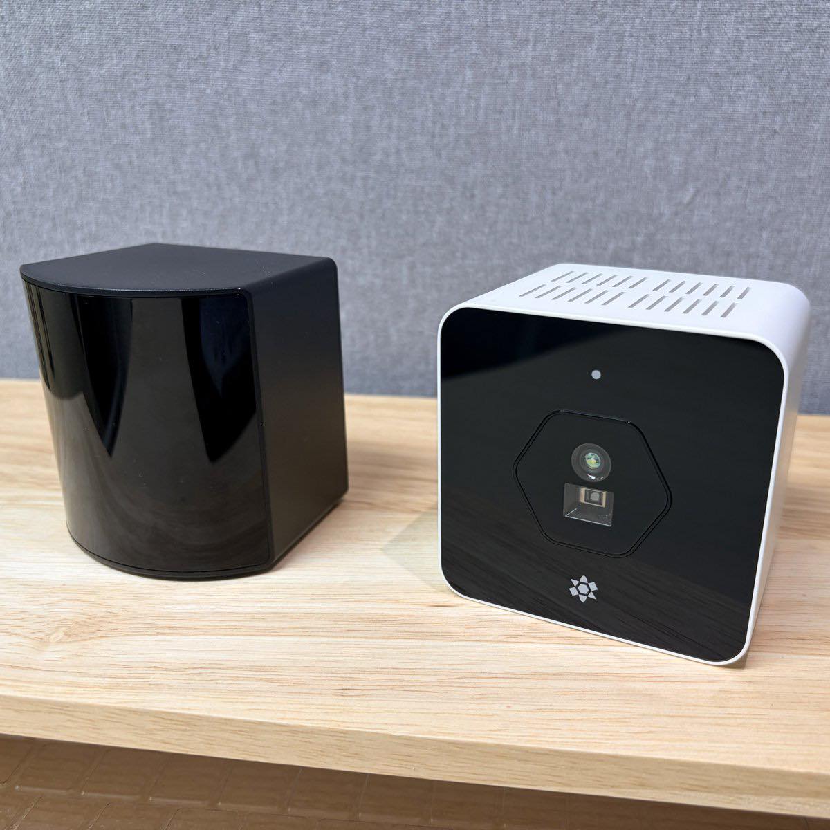 VRChat 中文社 | 看他介紹是可以用Quest不搭追蹤器就完成全身追蹤，甚至不用VR設備操控角色，應該是可以觀望的⋯嗎 | Facebook