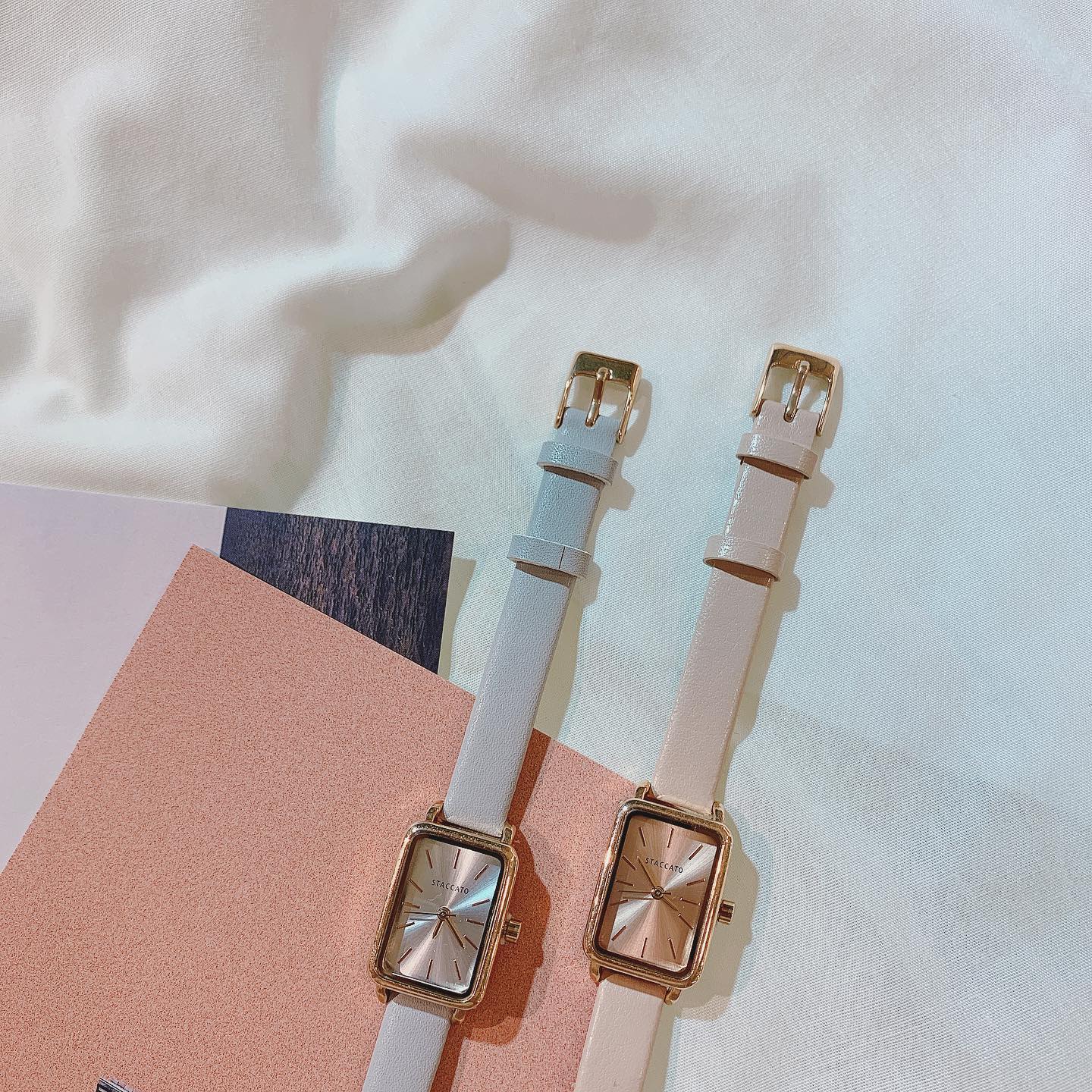 SEWEE BOX 飾品盒子 - 最甜蜜的是與你時時刻刻在一起也不會膩 ️ - - - 方形手錶戴起來就是那麼氣質！...