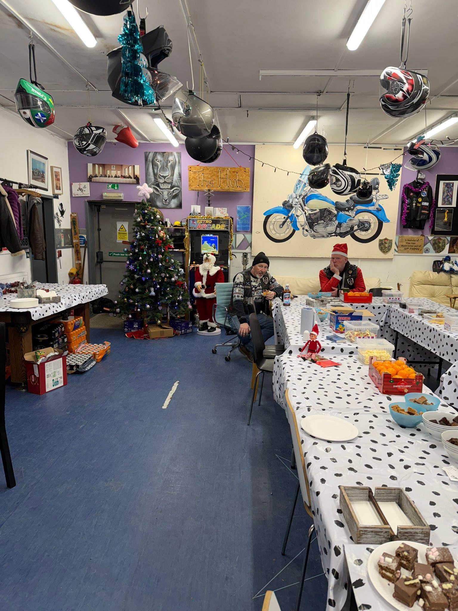Christmas ready for the party. Pop on in. Be great to see ya all 🥰 ...