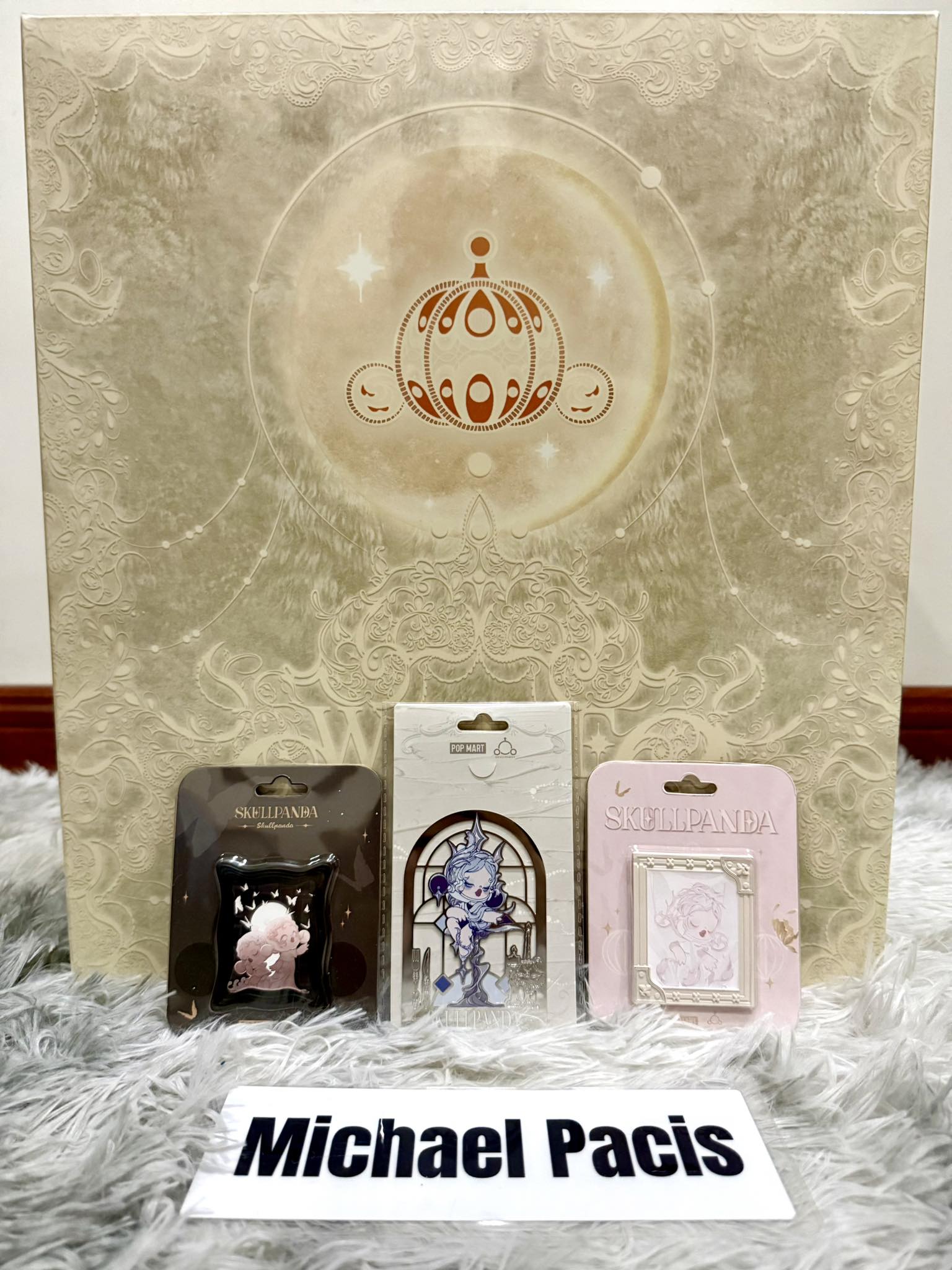 WTS All sealed and Brandnew Skullpanda Fridge Magnet Available