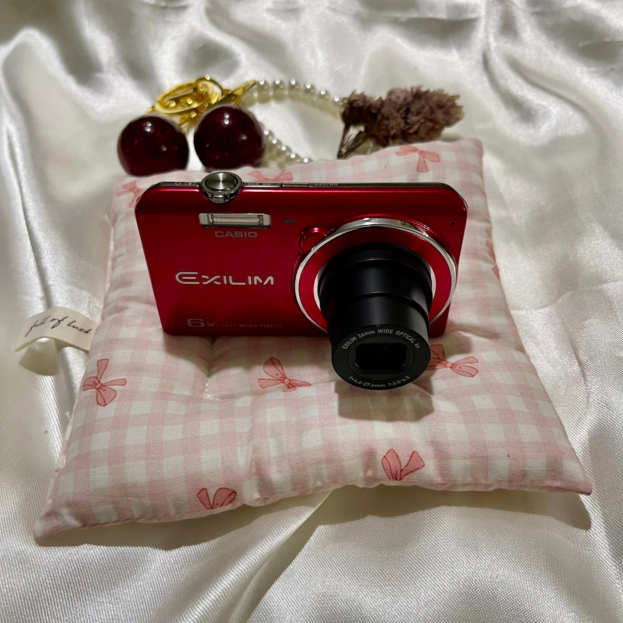 Casio exilim ex-z780 camera for sale