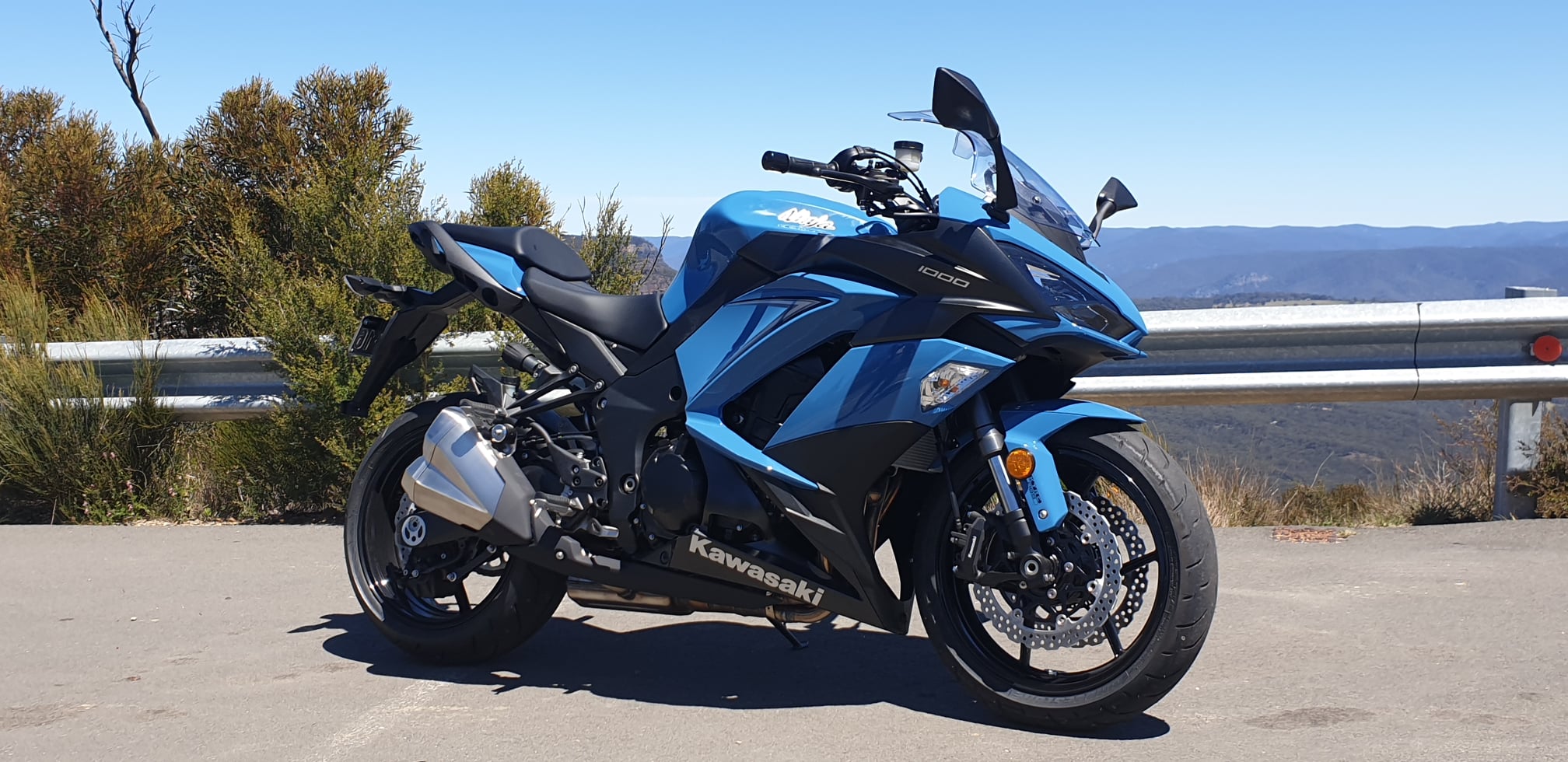 Kawasaki - Kawasaki Ninja 1000 enjoying the sunny weather 