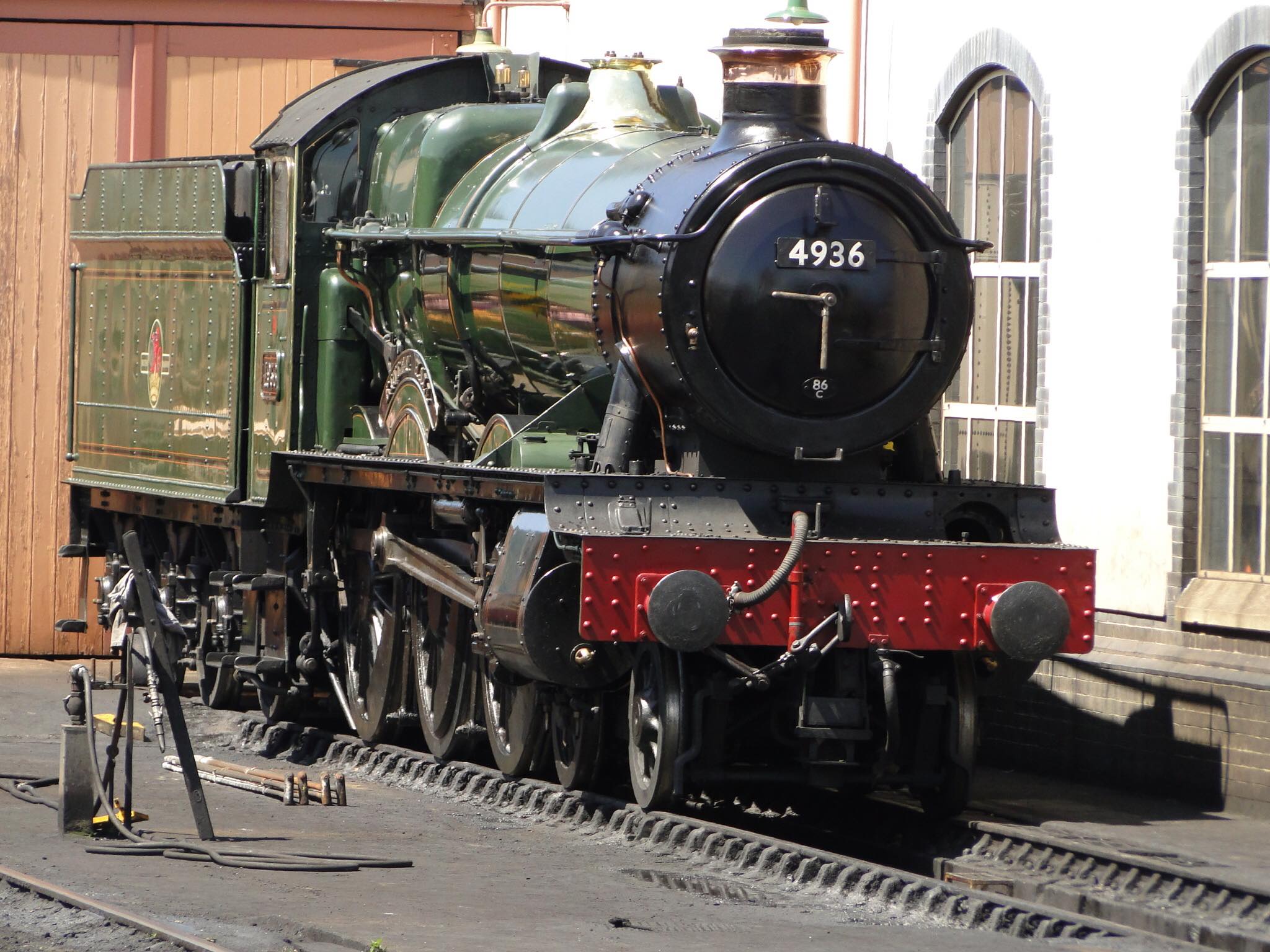 Steam Trains | GWR Hall class 4-6-0 4936 “Kinlet Hall” at Minehead, WSR ...