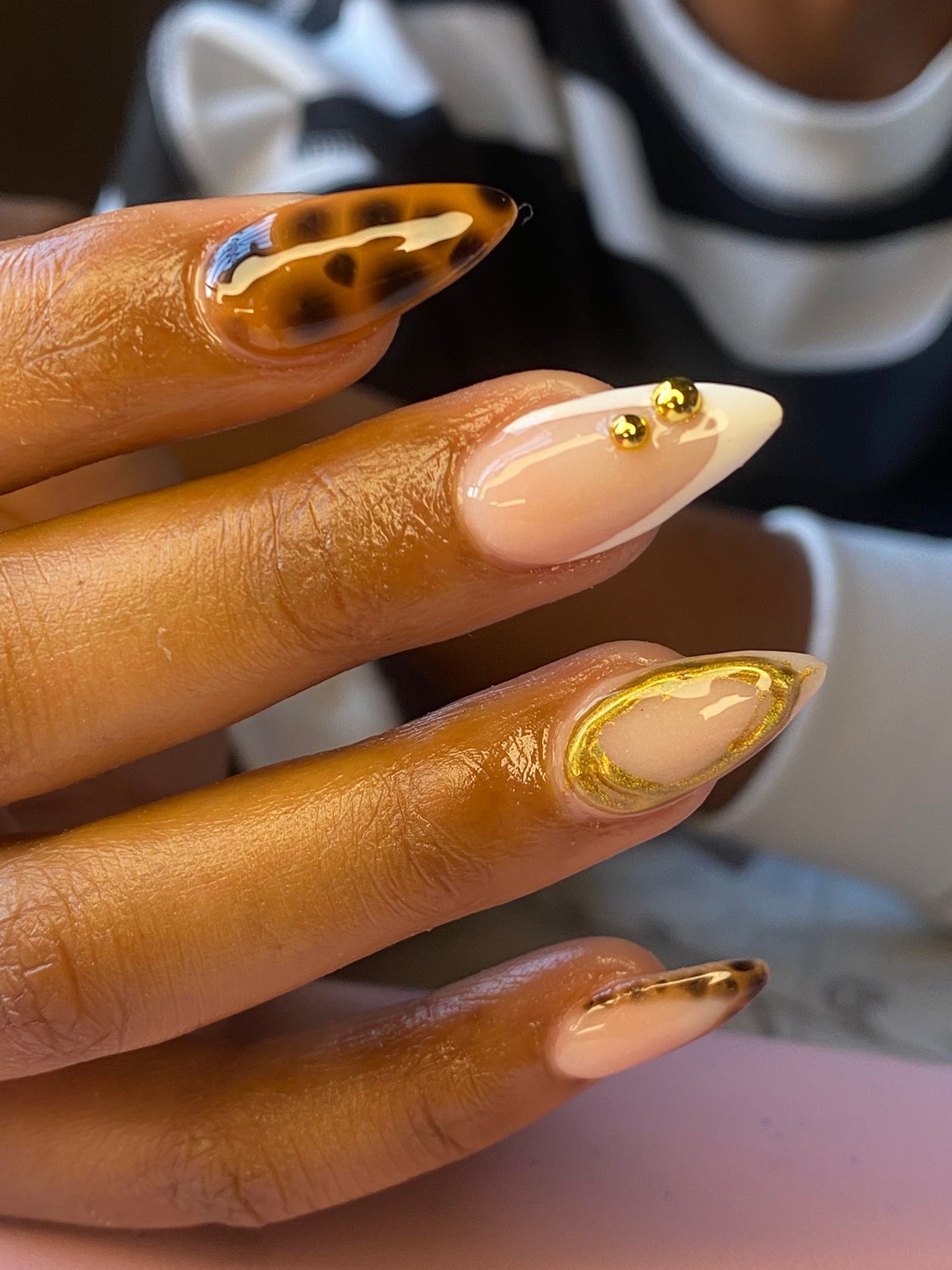 Nails from R150🥺 Contact 0601995105.