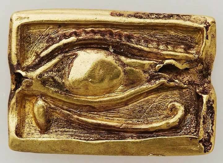 Archaeology & Civilizations | Gold amulet of the Eye of Horus (the ...