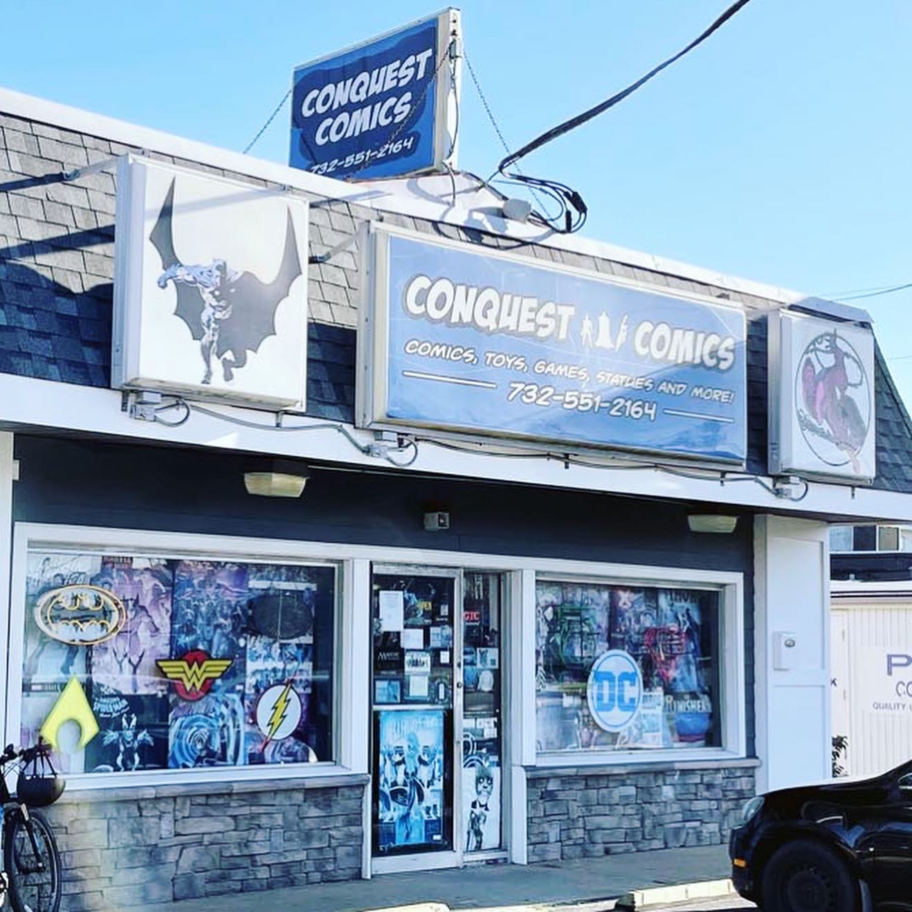 Conquest Comics in Bayville, NJ Floor to ceiling Toys, Statues and