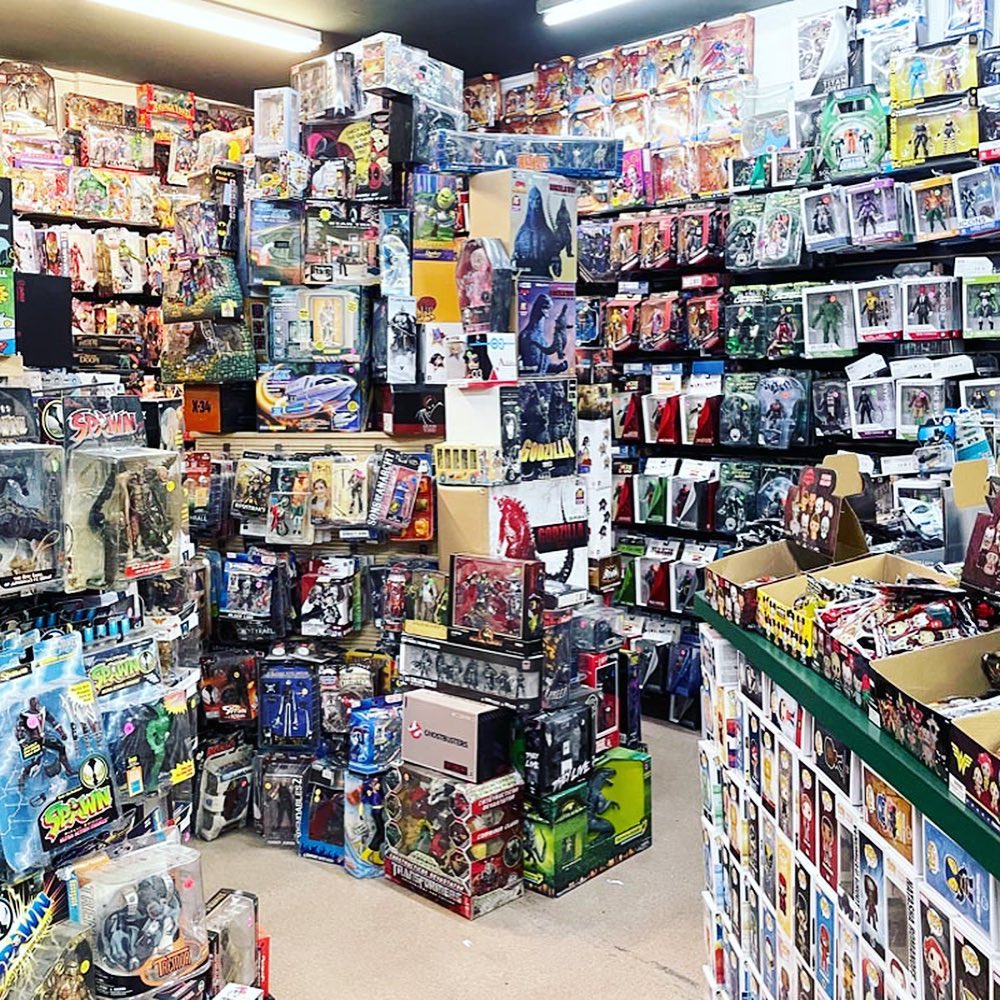 Conquest Comics in Bayville, NJ Floor to ceiling Toys, Statues and