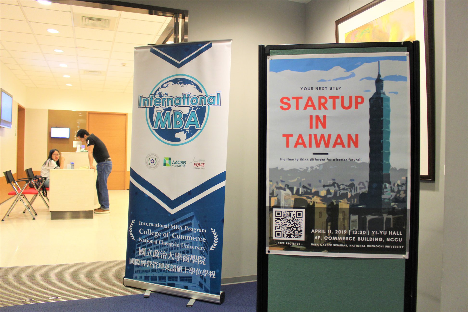 Startup Terrace - 【🌍外籍生推廣活動】第二場：政治大學 這次來到政大的IMBA做推廣...