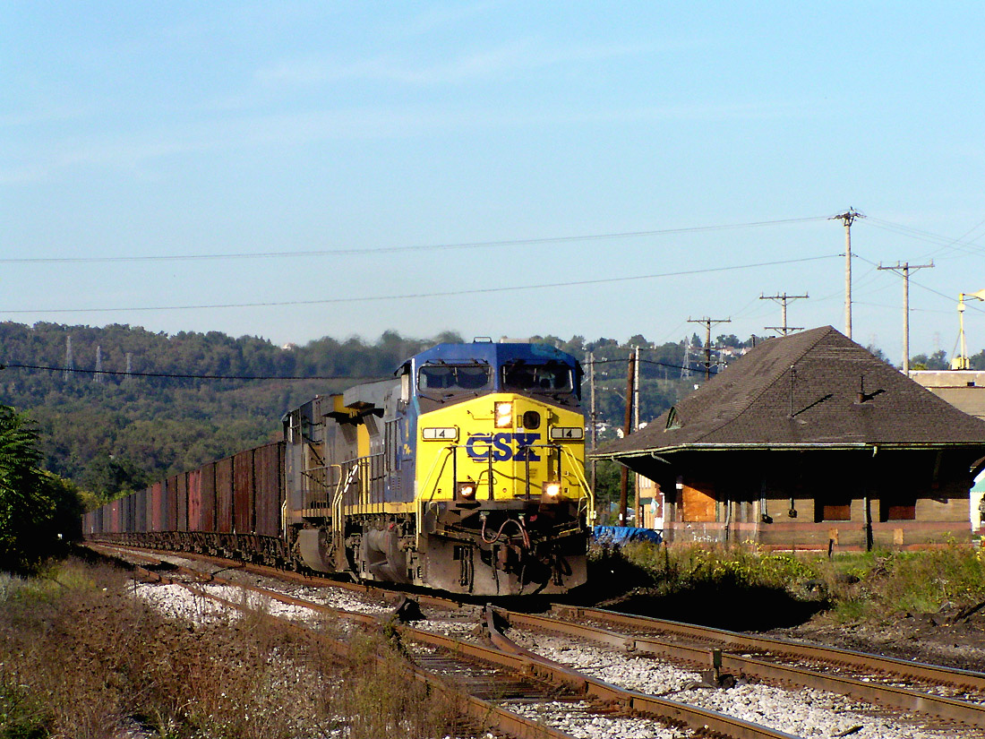 CSX - Past and Present | I photographed the CSX 14 East at Glassport ...