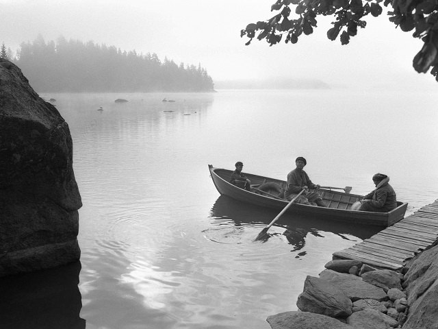 urjala-vanhat-kuvat-pappa-ja-mummo-ehk-sarkatiell-joskus-1950