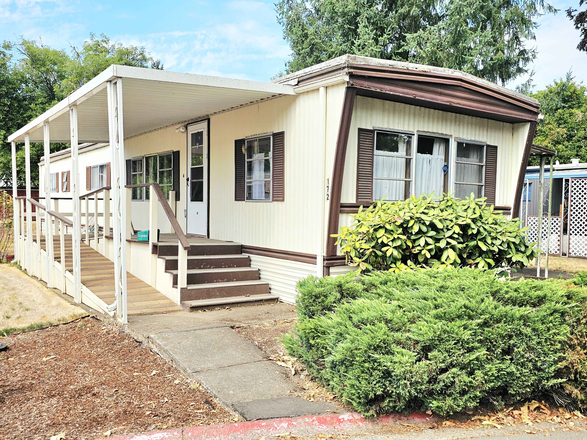 2 Beds 1 Bath - House - Property Rentals - Eugene, Oregon | Facebook ...