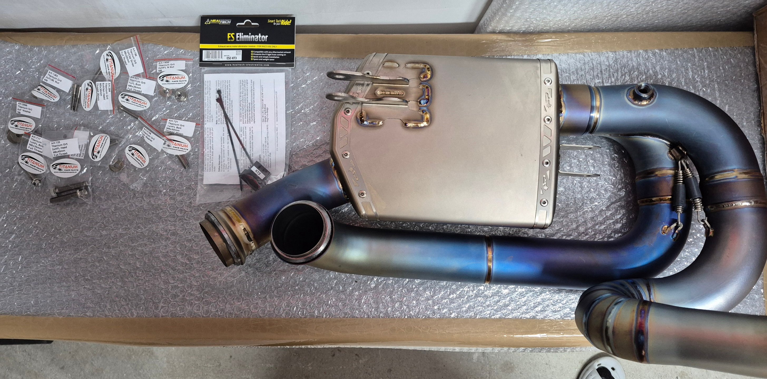 Healtech exhaust servo eliminator install on R1300GS Adventure