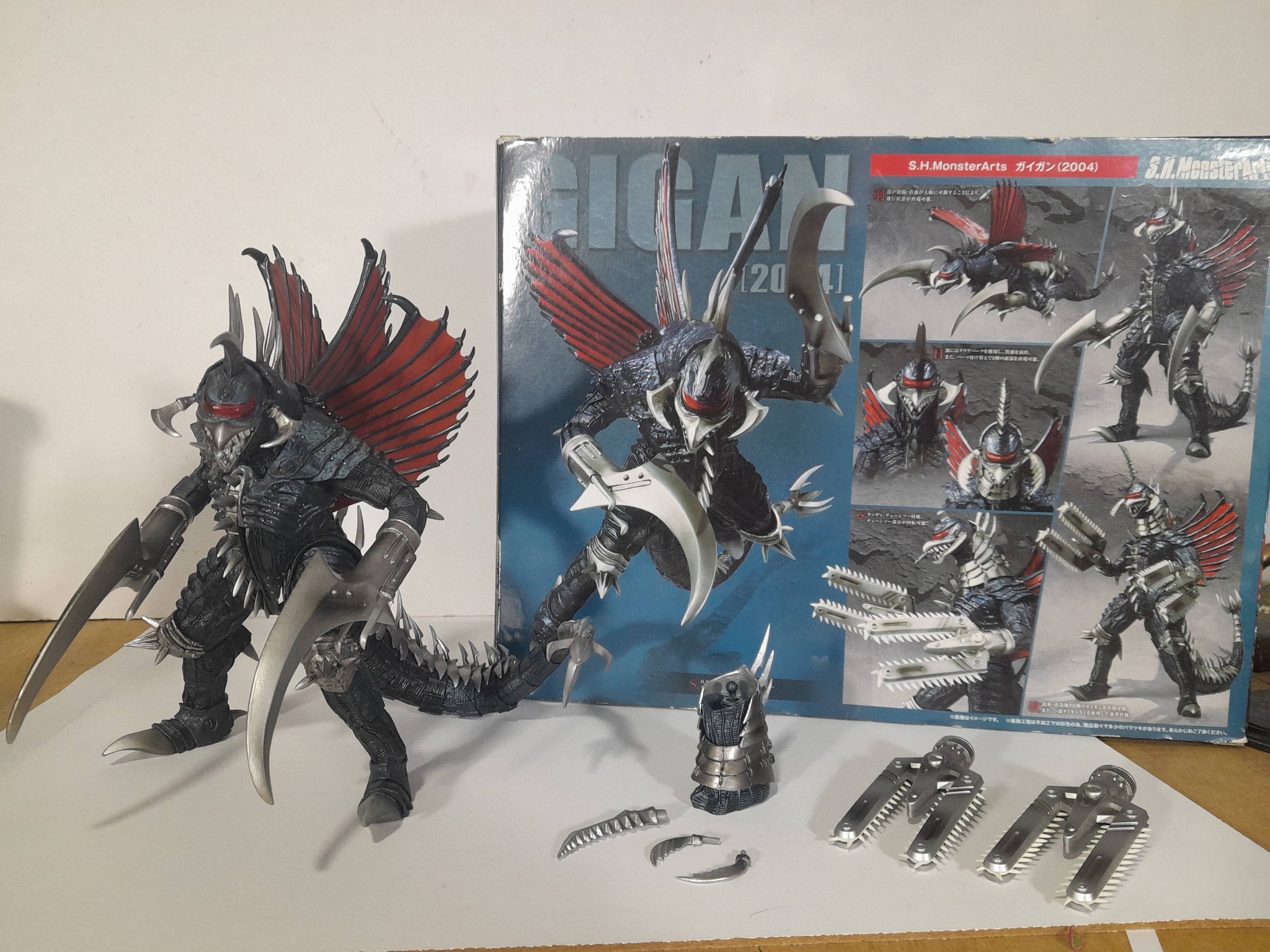 S.H. Monsterarts Gigan 2004 for sale or trade