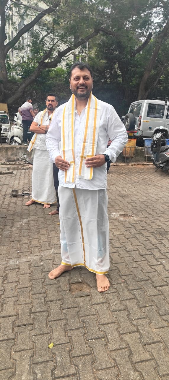 tirupati temple dress code for ladies Tirumala Devotees 🙏🏻 To enhance the spiritual ambience among the devotees thronging to Tirumala to get the darshan of Lord Sri Venkateswara Swamy, TTD has introduced traditional dress code wasAvasApparel