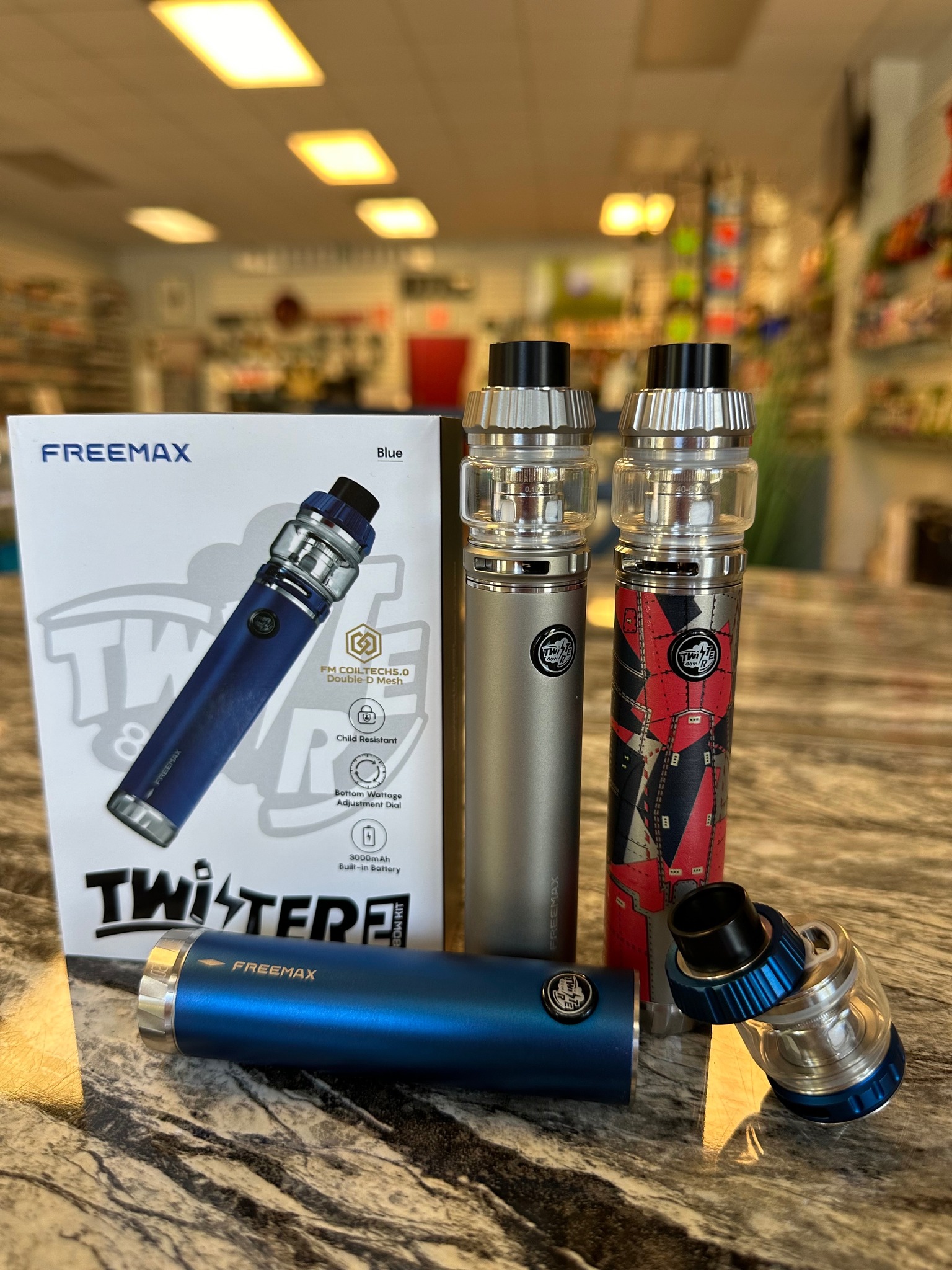 twister vape mod Freemax kit review with updated mesh tank 12ml Select Flavor ::Martino Foger Switch Pro Battery