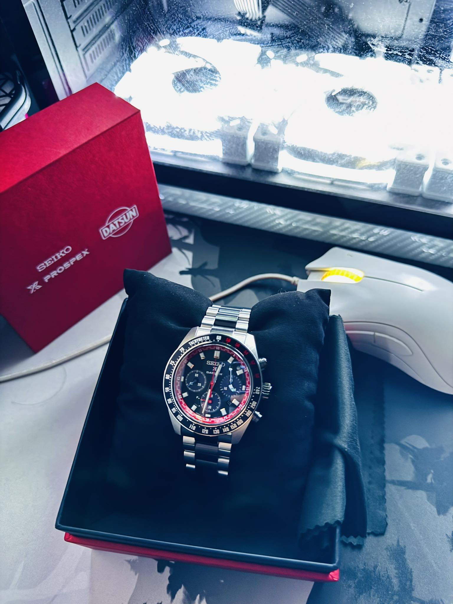 Seiko x 240Z Datsun Limited to 300pcs Worldwide The SBDL123 is a