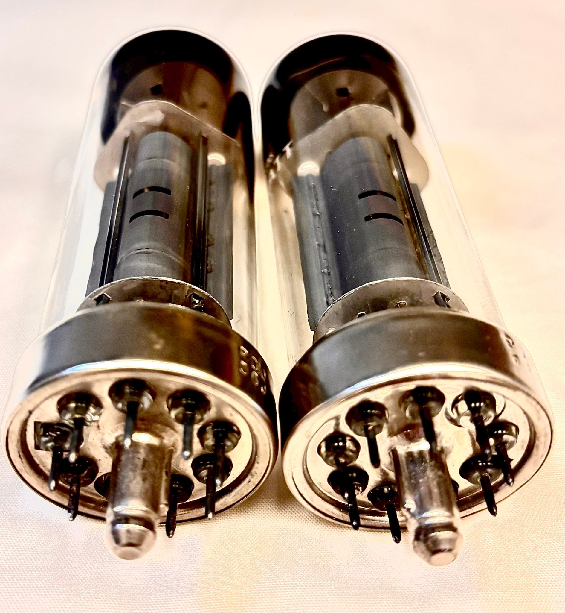 Tube électronique Philips EB41 - Neuf En Boîte (NOS), Pour Ampli, Radio Vintage