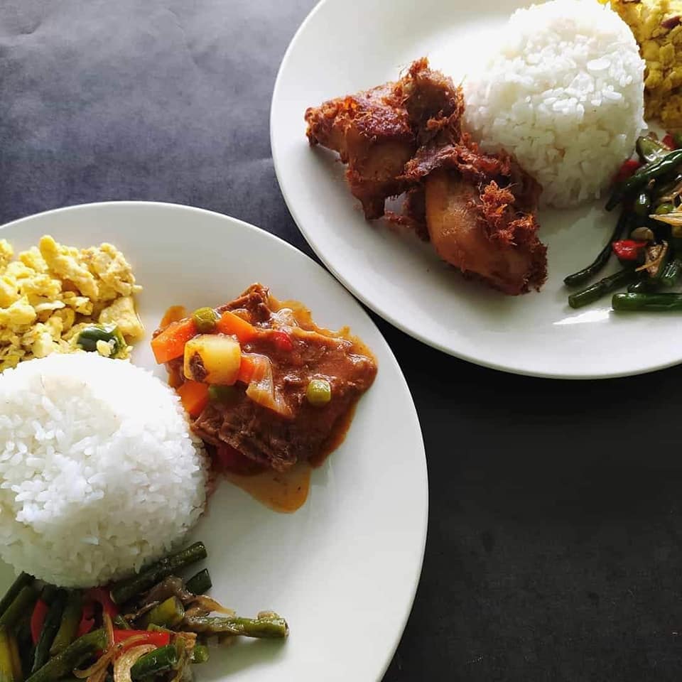 Pondok Rasa - -Sapi Afritada -Ayam Goreng Nano-Nano -Telur... | Facebook