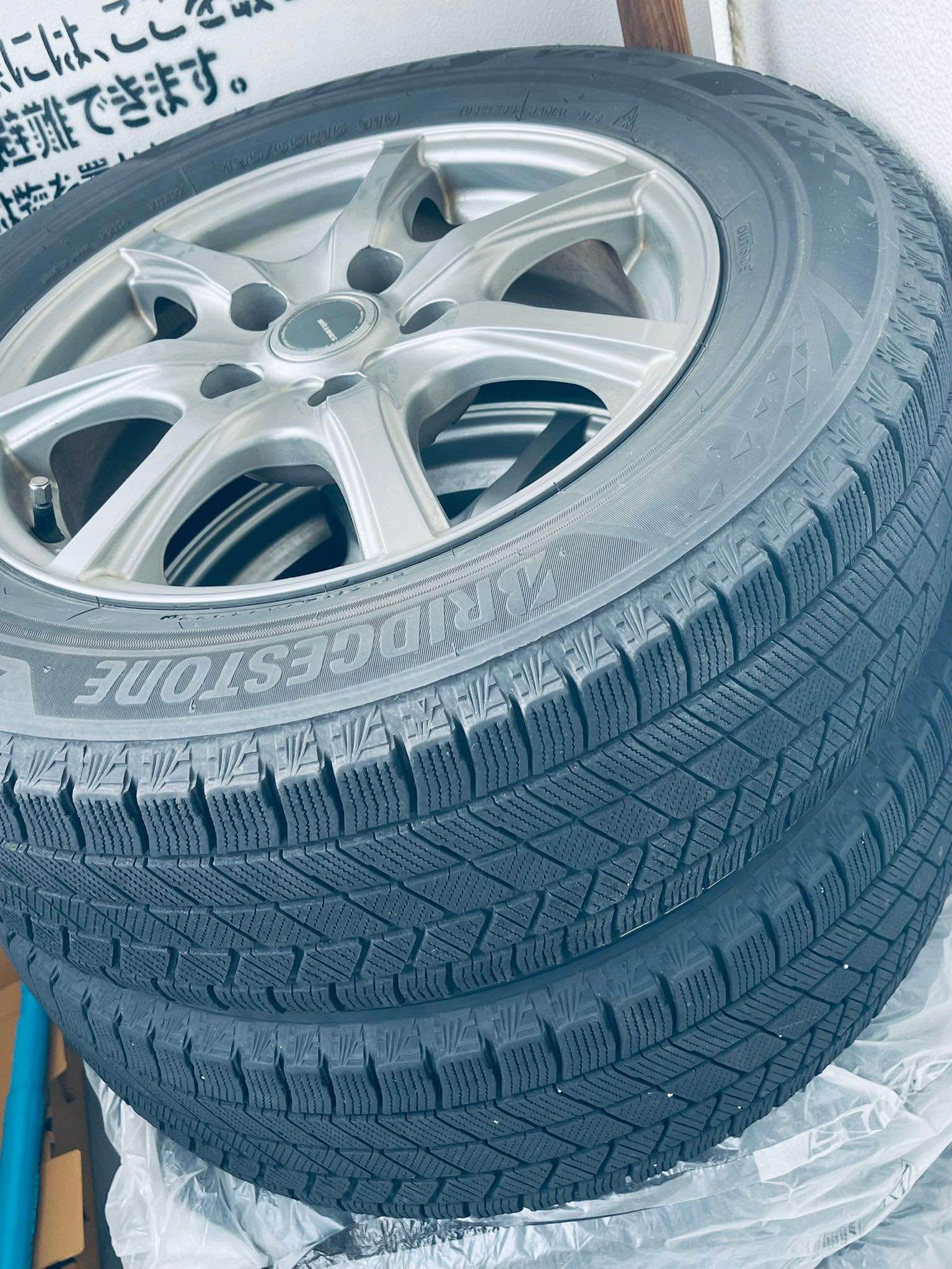 Winter Tyres Bridgestone with RIM BLiZZAK VRX3 | Used - like new 