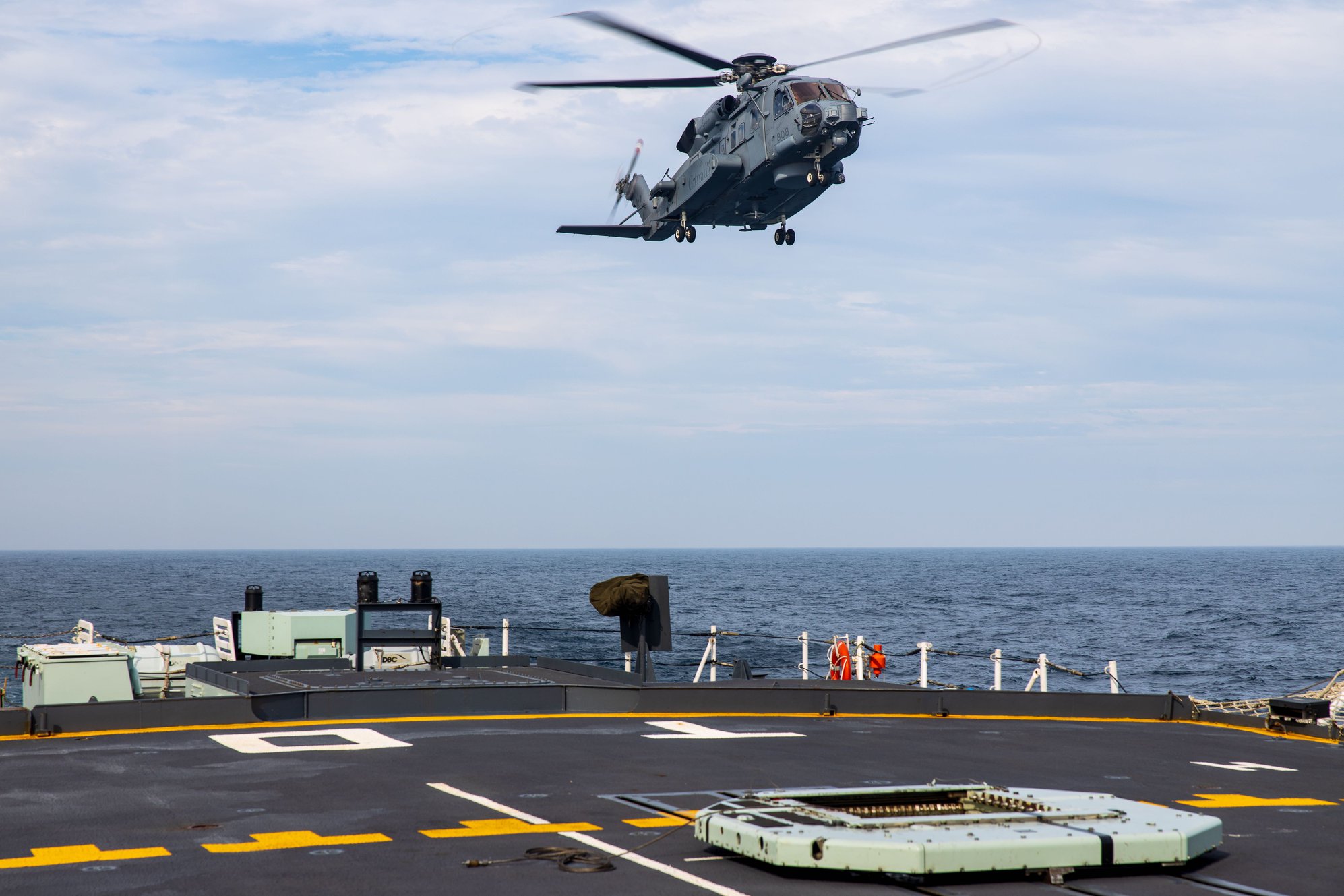 Trident News - Here's #Raptor, HMCS Toronto's embarked...
