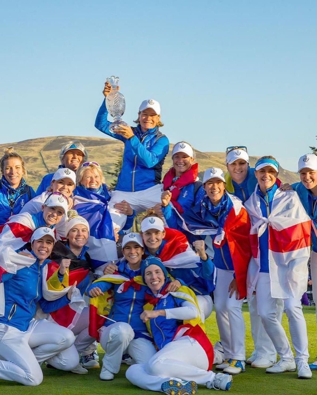 イーブンロールパタージャパン 19年ソルハイムカップはヨーロッパ選抜チームが見事勝利 Facebook