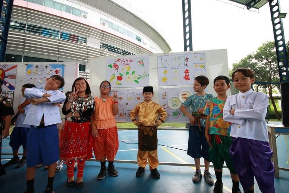 SBS Rangsit - Interactive and Hands on learning...