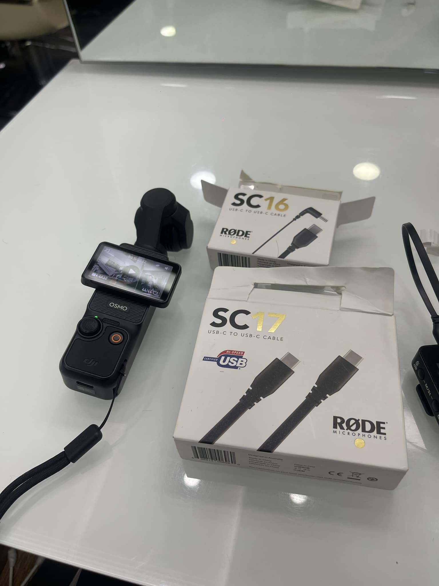 What adapter for Rode Videomic on Osmo Pocket 4?