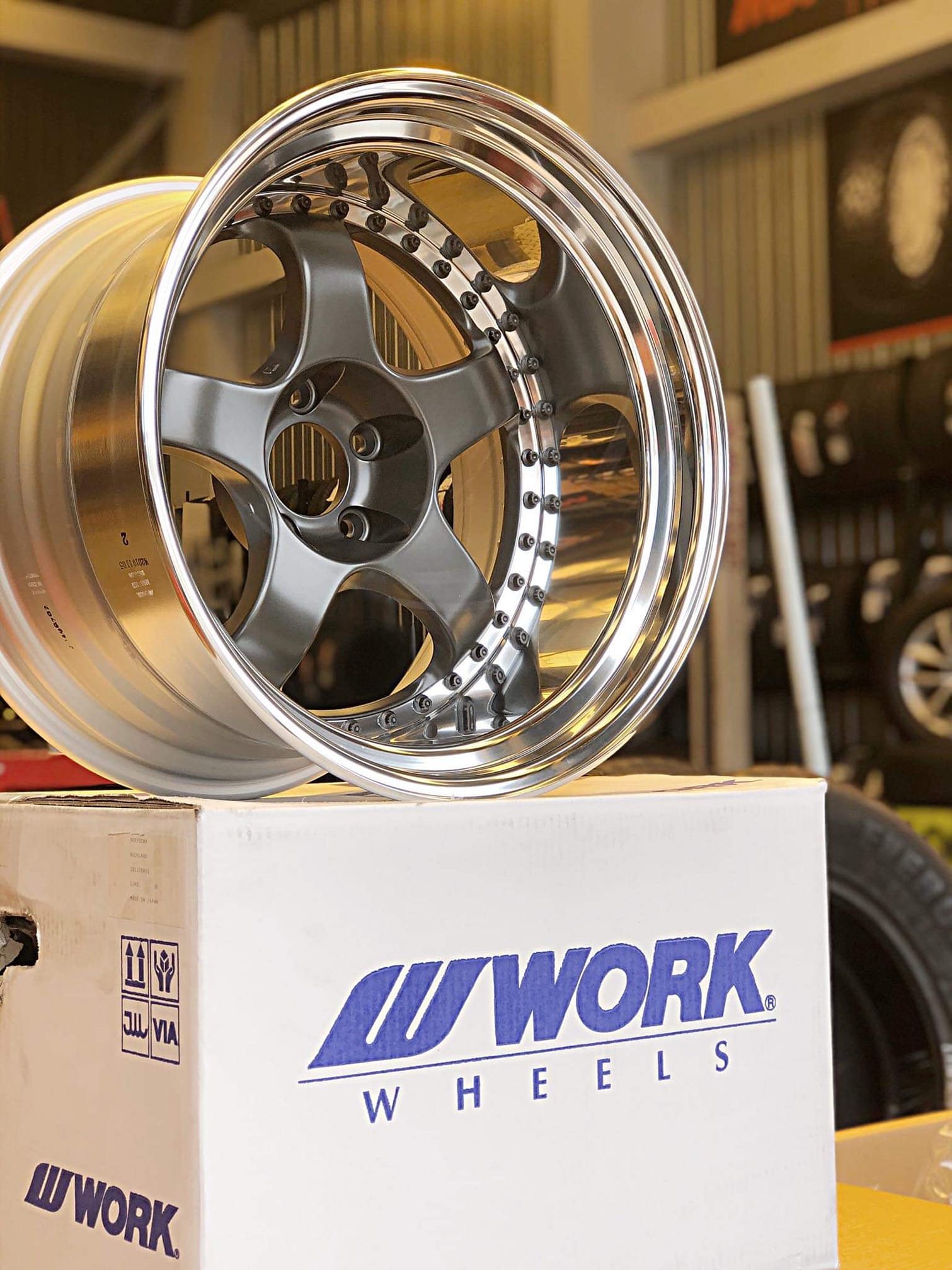 14x6 Weds MK1s on front 14x7 Work Equip 01 on back 👀