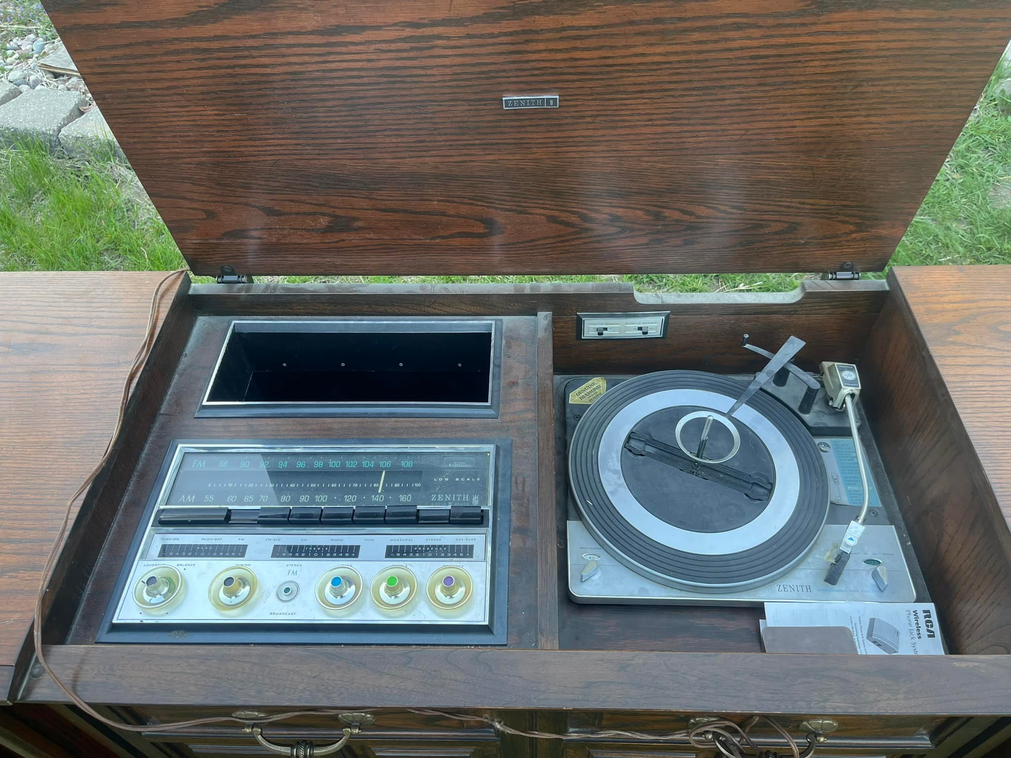 What information is available about the 1967 Zenith X966 console?