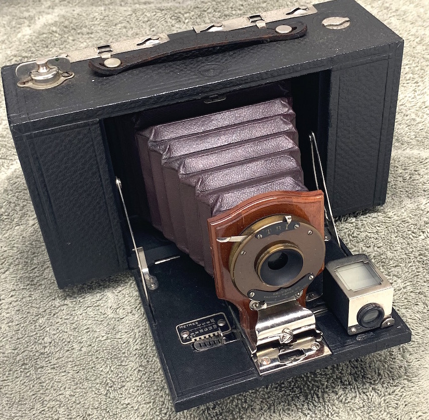 Vintage Kodak No.3 Folding Brownie camera