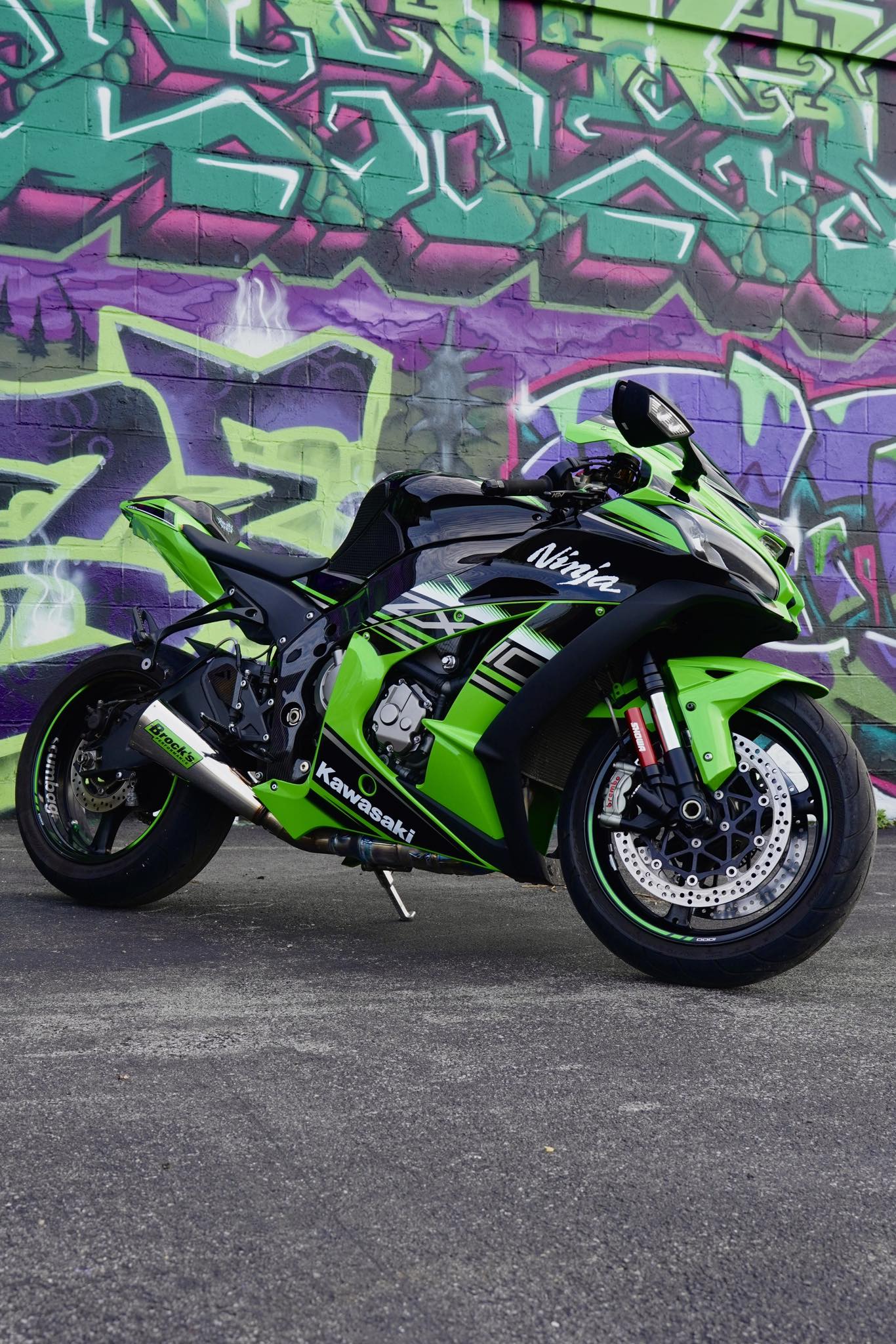 ショウ Where to find a replacement radiator for Kawasaki Ninja ZX-10R