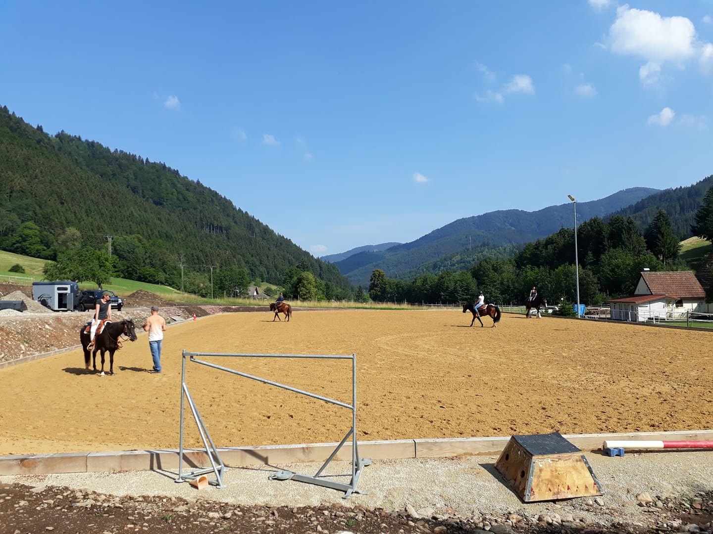 Cooper Ranch - Kurs beginnt. Bei traumhaftem Wetter! Allen...