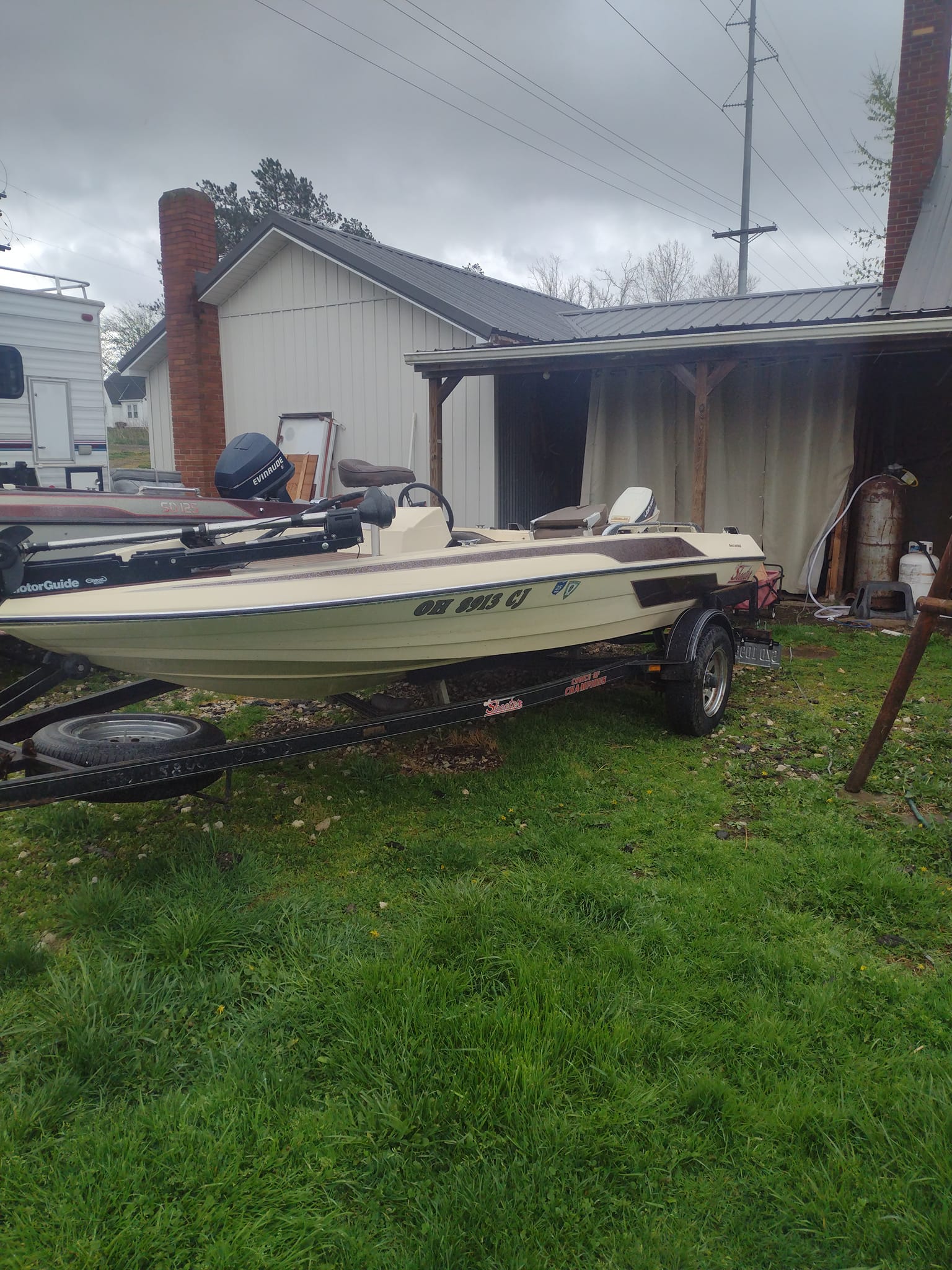 1989 Skeeter SD 90 and SD 120 bass boat comparison