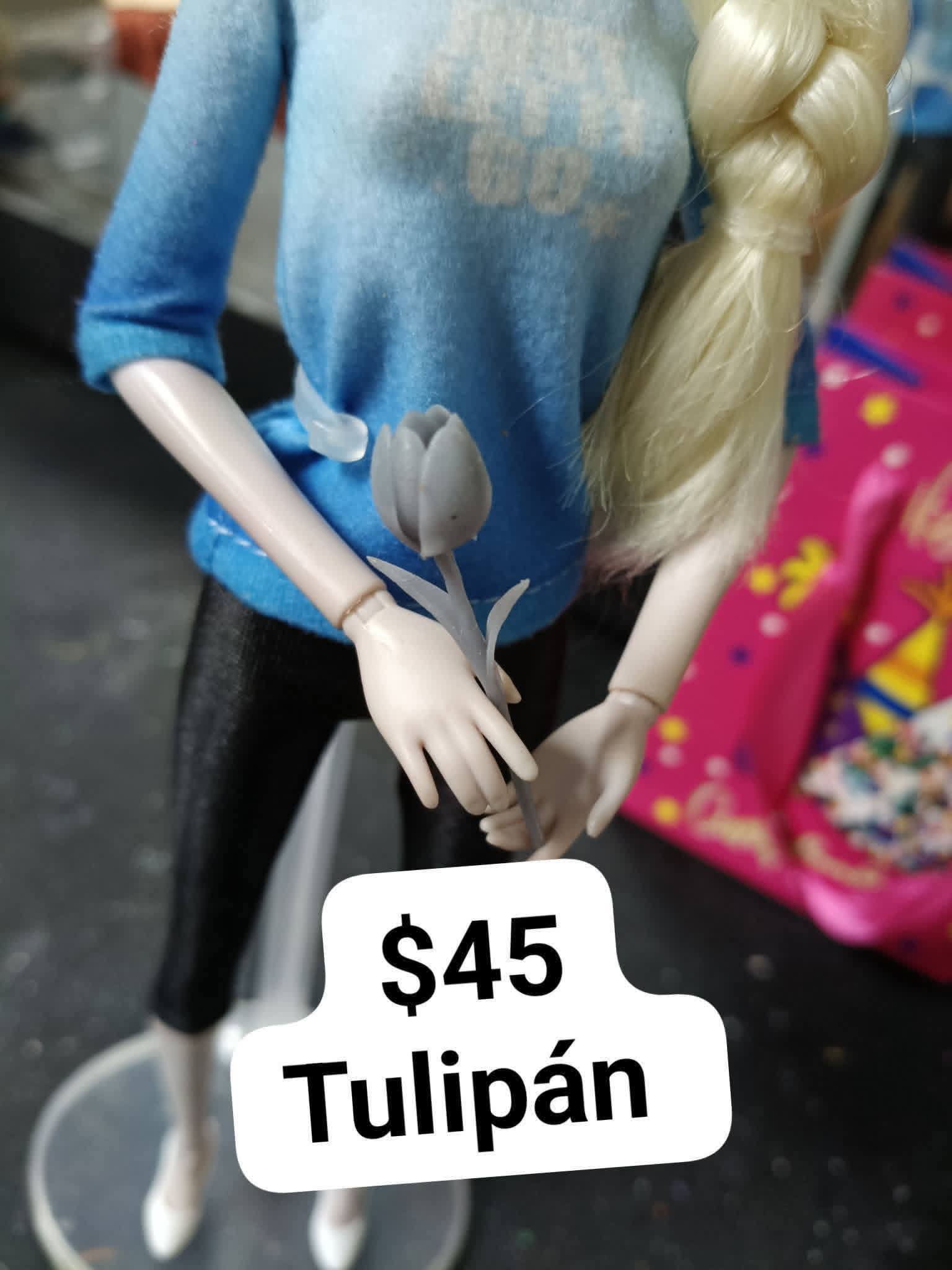 Figura original Repack en perfectas condiciones y completa $1500