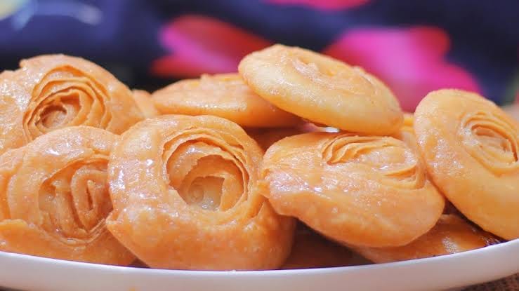 পিঠাই | Dhaka