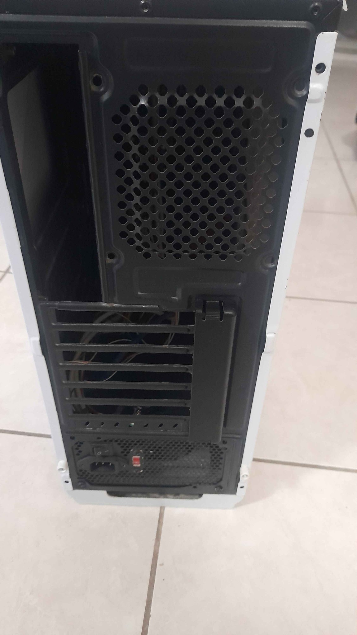 Gabinete PC ATX Gamer con fuente de poder ALTEX 600 watts 🎮 - Computer ...