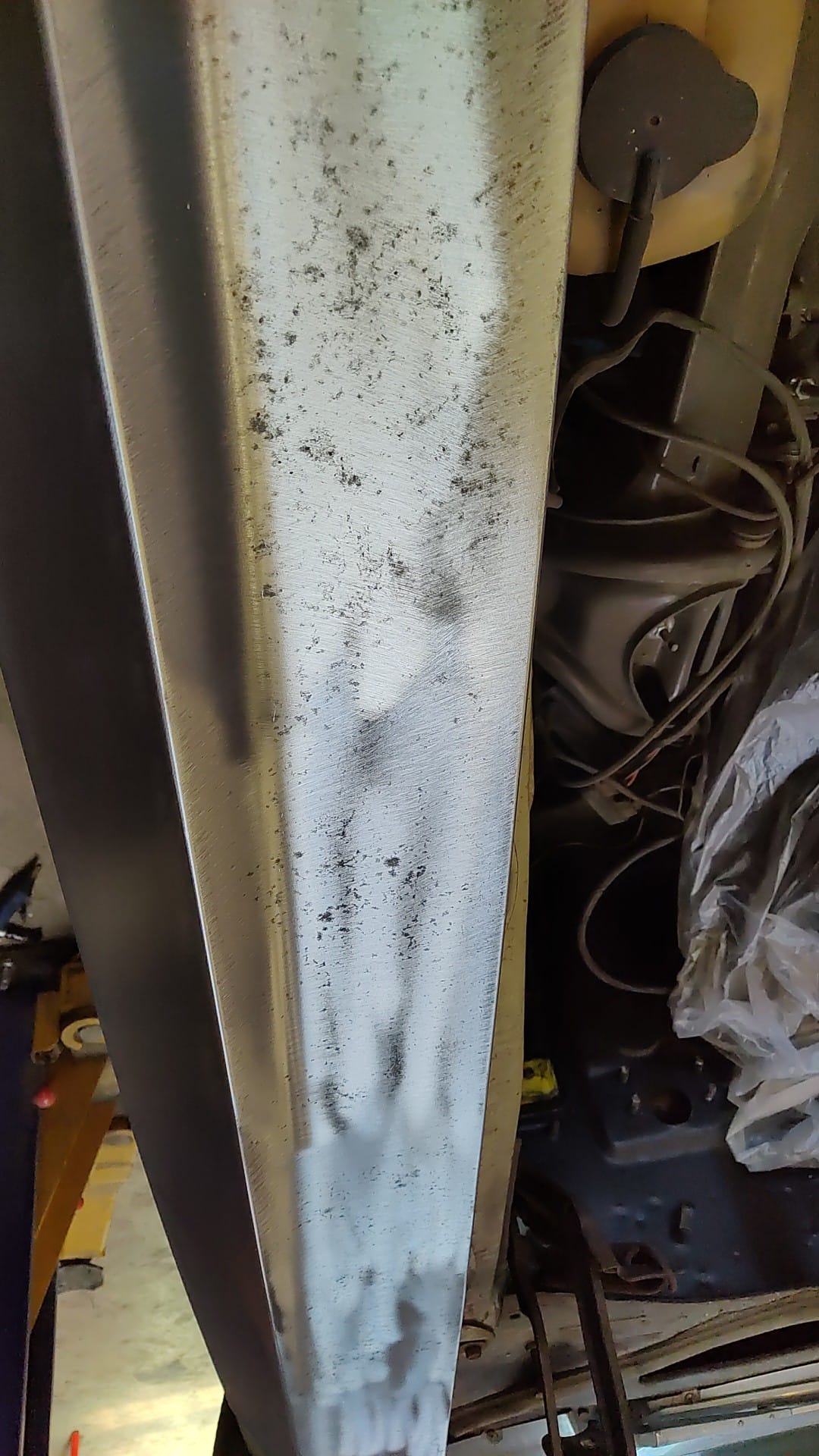 Will epoxy primer seal rust pits