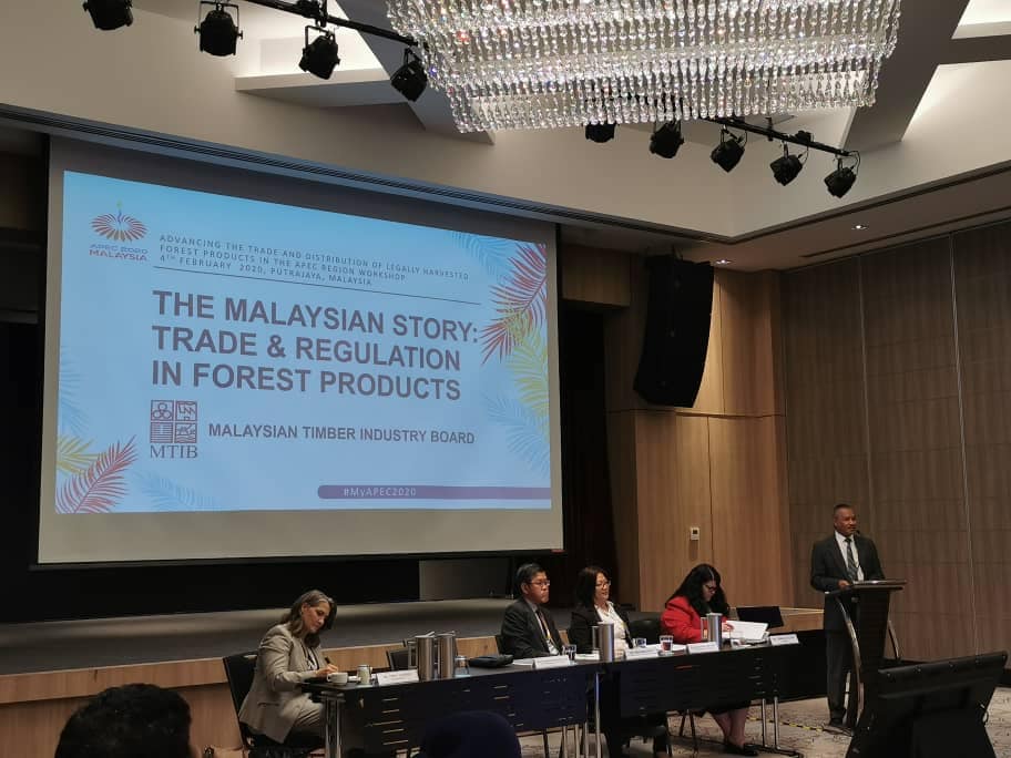 MTIB Director-General,... - Malaysian Timber Industry Board | Facebook