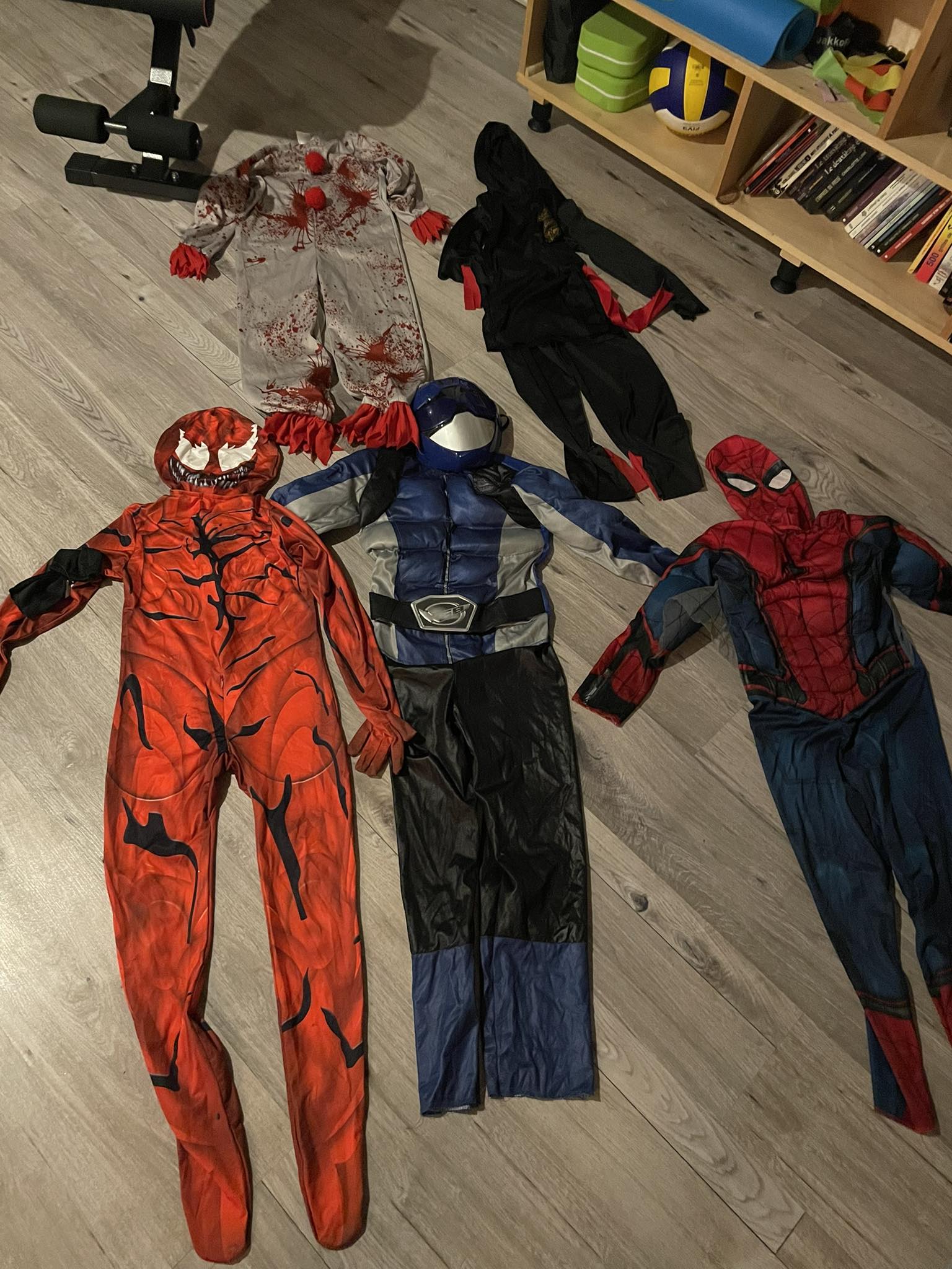 Accessoires pour un déguisement du fameux film de l'homme sur son tapis volant - Y Compris
