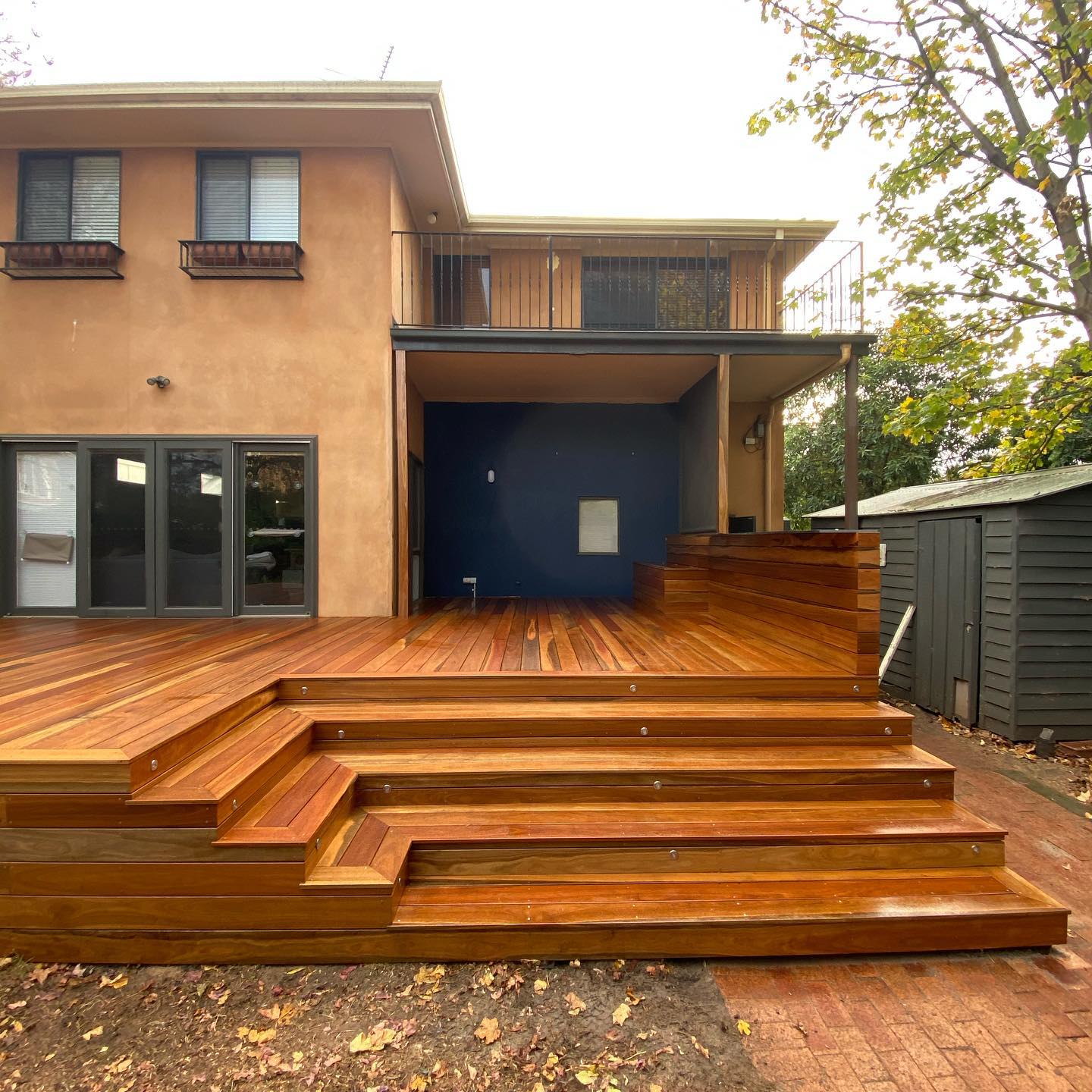 SEMMbuild - The boys have been busy putting the final...
