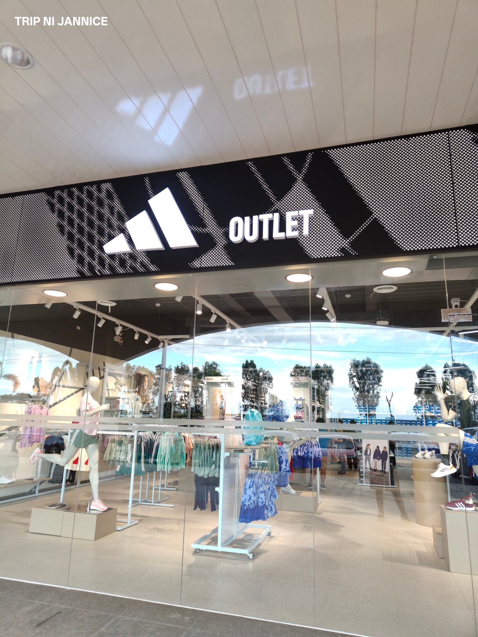 Mega Station NLEX Pampanga - Heading home with a bucket of your ...