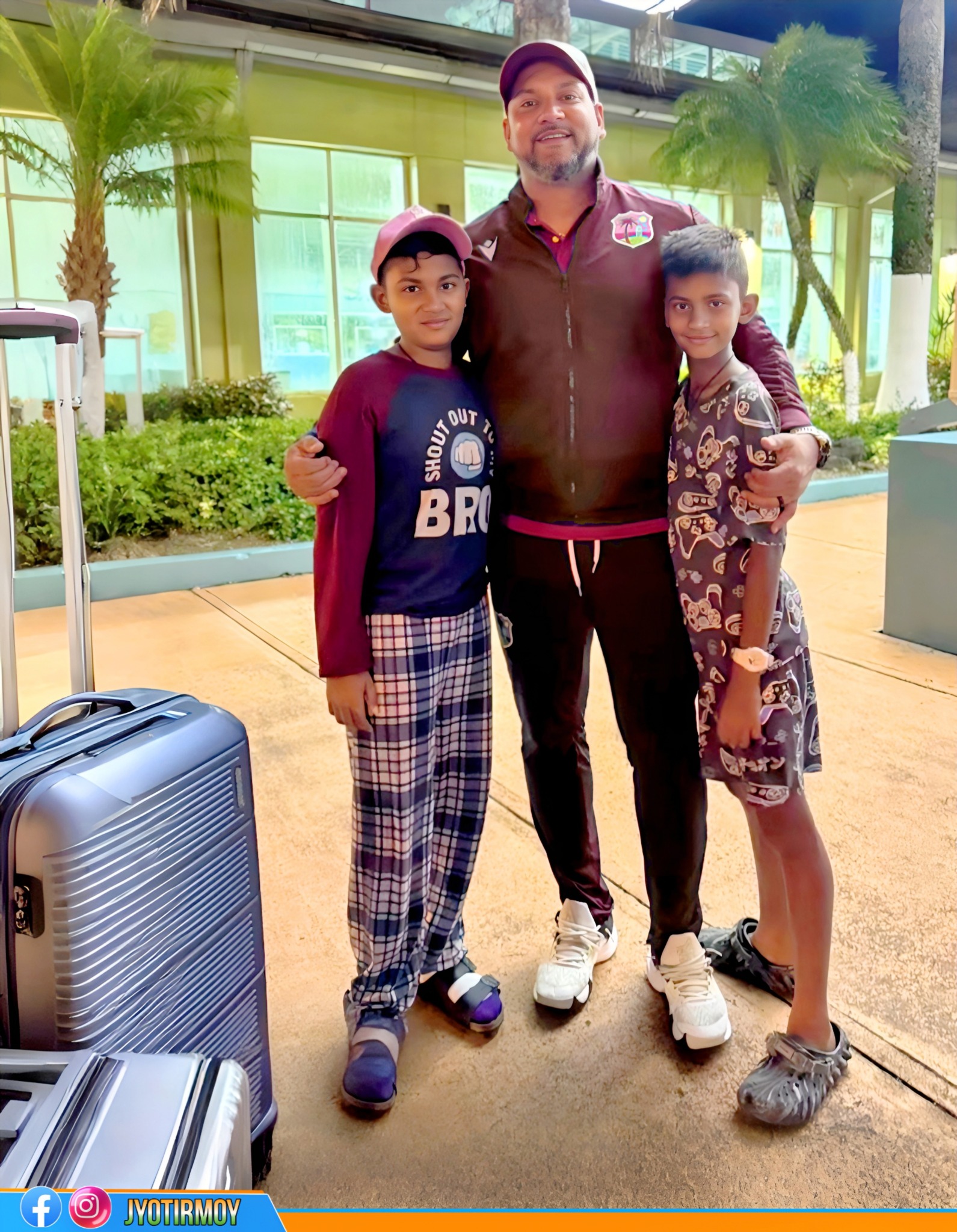 Ravi Rampaul Travelling To Namibia... - Jyotirmoy Chakrabarty | Facebook