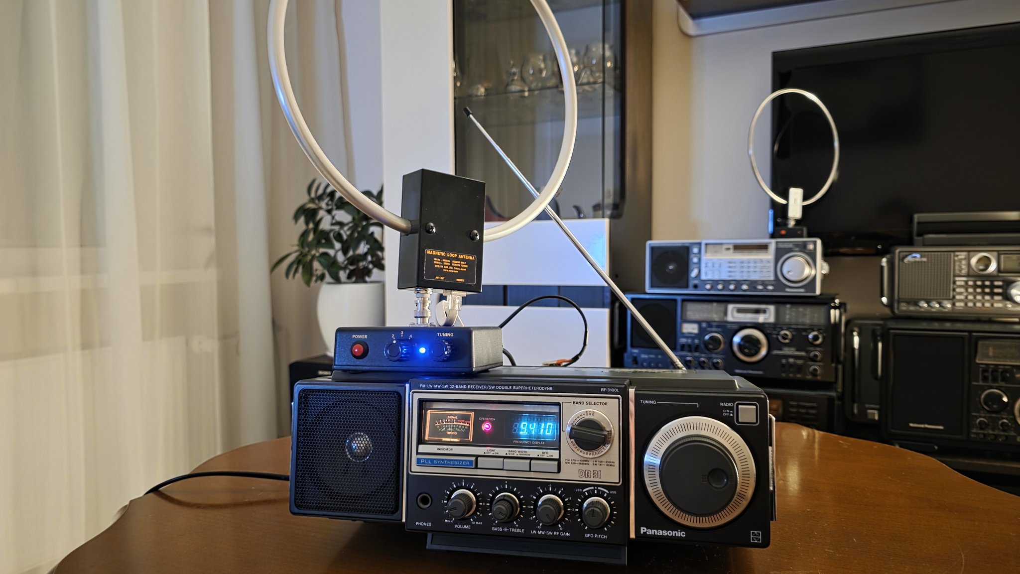Panasonic RF-9L, equivalent National RF-9L, miniature multiband